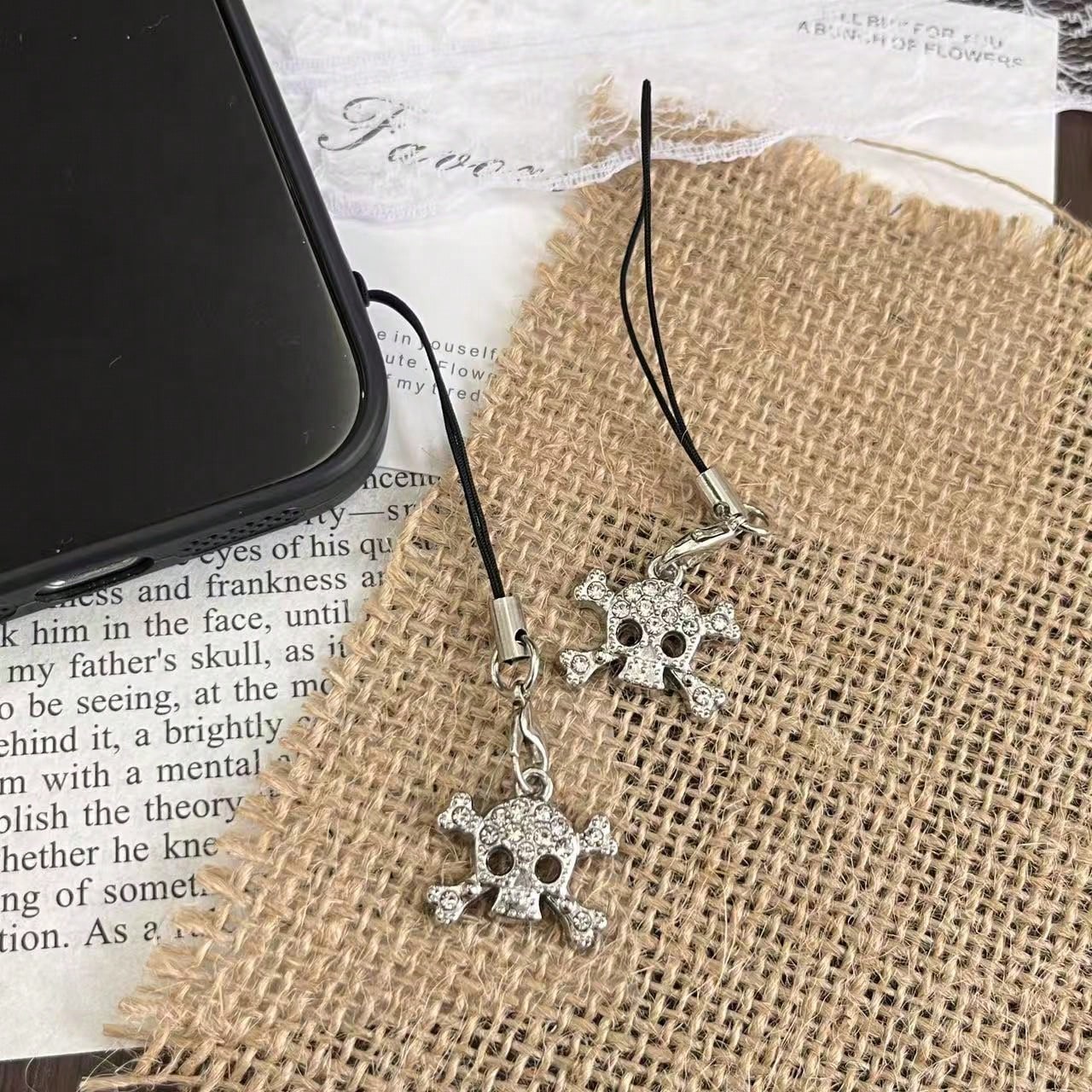 1/2pcs Diamond Skull Phone Charm, Minimalist Edgy Street Style Phone Pendant, Suitable For Smartphone, Keychain, Earphone
