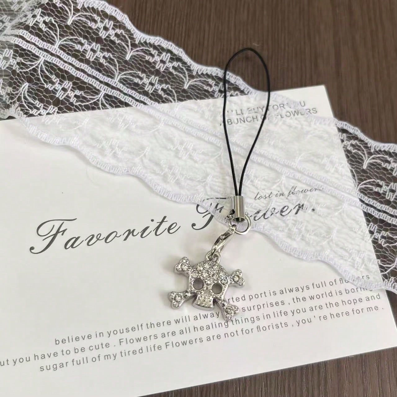 1/2pcs Diamond Skull Phone Charm, Minimalist Edgy Street Style Phone Pendant, Suitable For Smartphone, Keychain, Earphone