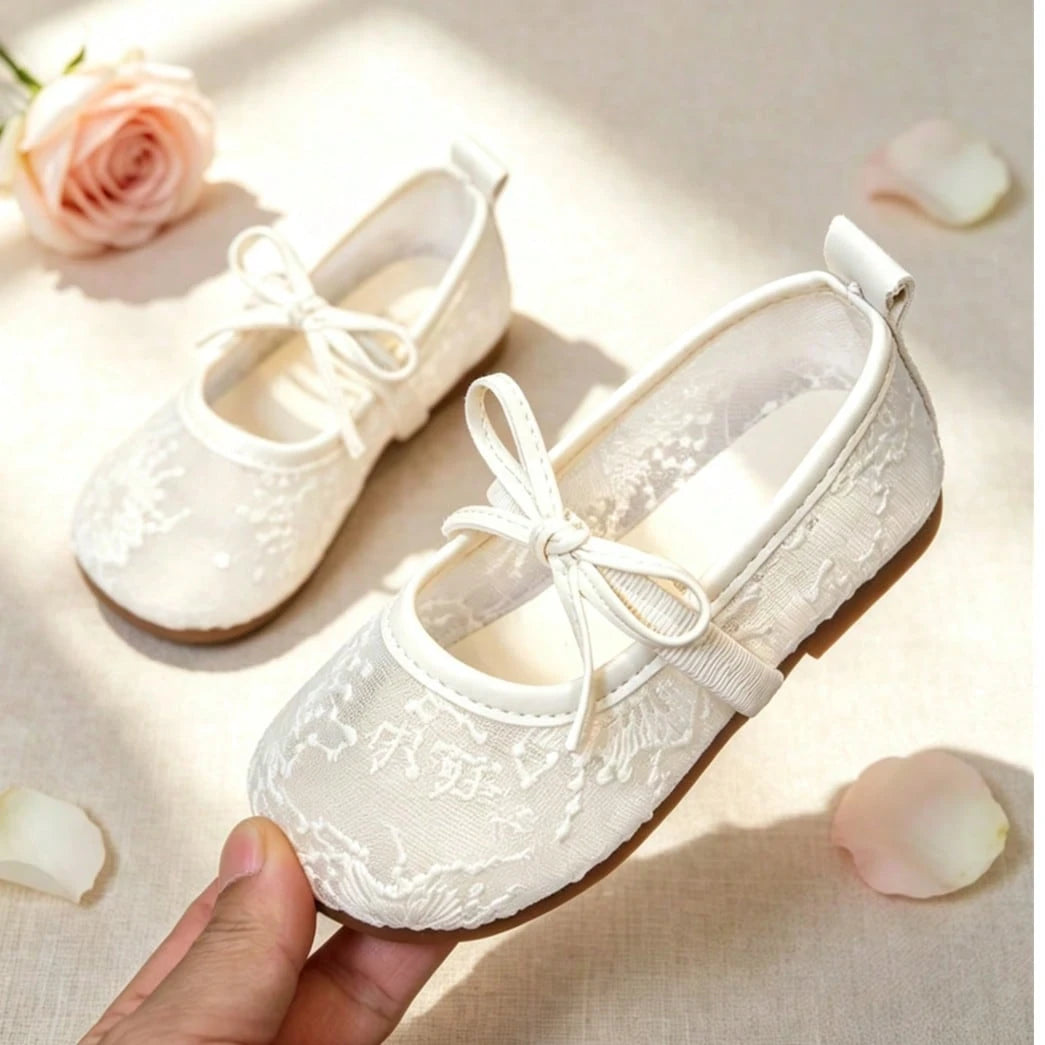 1 Pair Girls' Spring/Summer New Mesh Hollow Soft Bottom Shoes, Suitable For Birthday, Wedding, Formal Occasions, Parties, Stage Performances And Other Important Moments