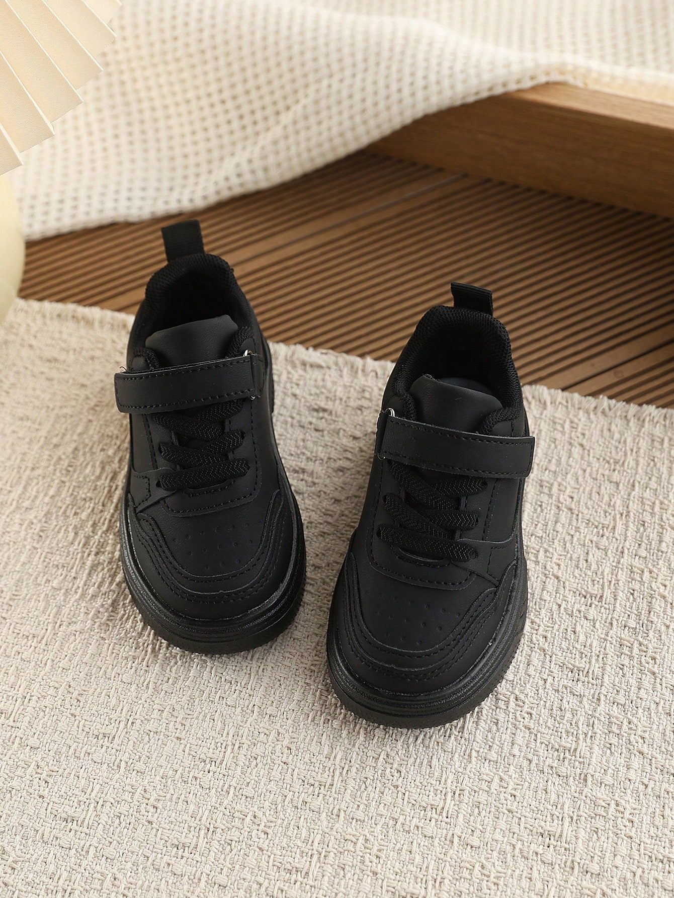 1 Pair Kids Spring New Fashion Sneakers, Soft Sole, Anti-Slip, Versatile, Tennis Shoes For Girls