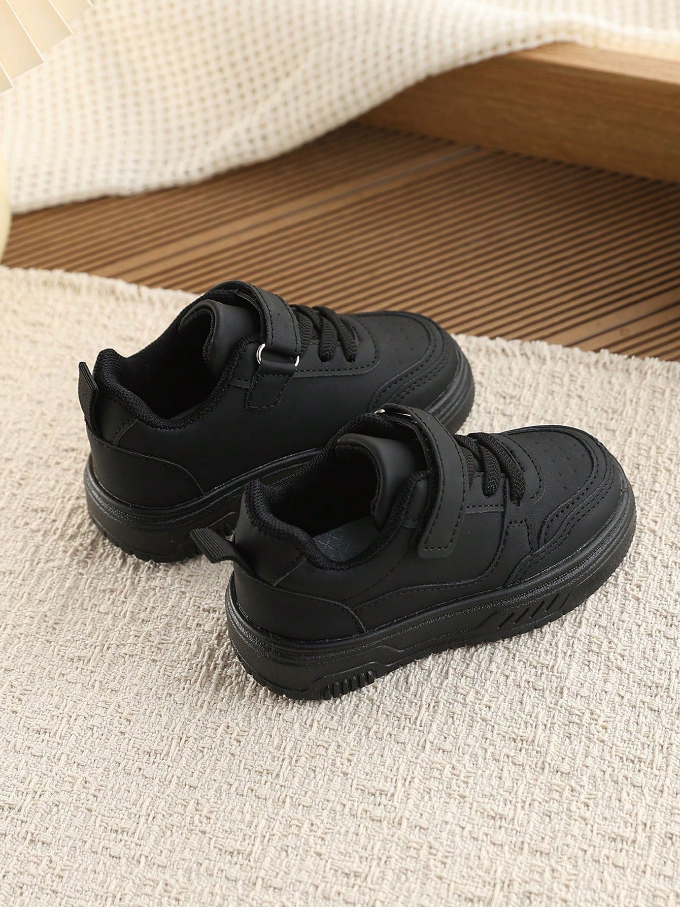 1 Pair Kids Spring New Fashion Sneakers, Soft Sole, Anti-Slip, Versatile, Tennis Shoes For Girls
