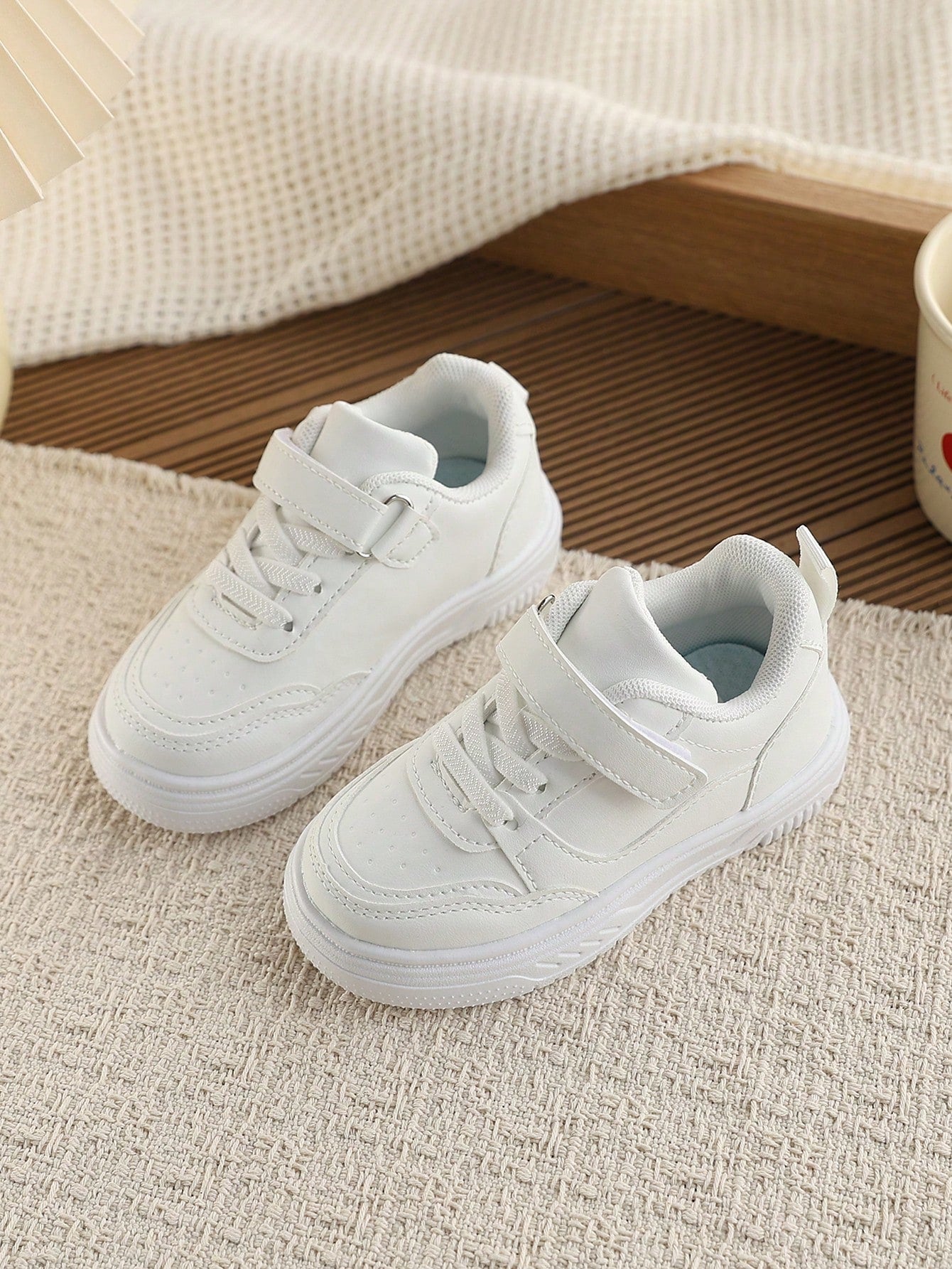 1 Pair Kids Spring New Fashion Sneakers, Soft Sole, Anti-Slip, Versatile, Tennis Shoes For Girls
