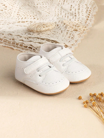 1 Pair Newborn Infant Solid Color PU Hook And Loop Flat Design Infant Prewalker Shoes, Suitable For Indoor And Outdoor, Spring & Autumn