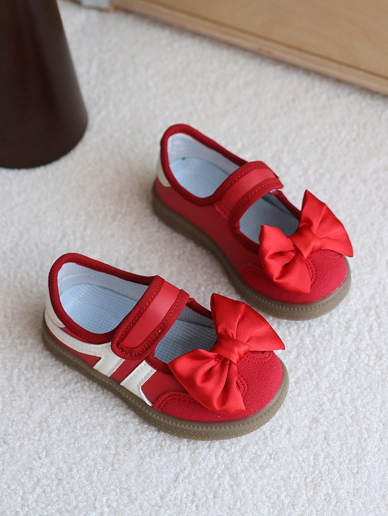 1 Pair Red Bow Mary Jane Shoes For Girls, Soft Sole Anti-Slip Baby Walking Shoes, Fashion Durable Flat Shoes