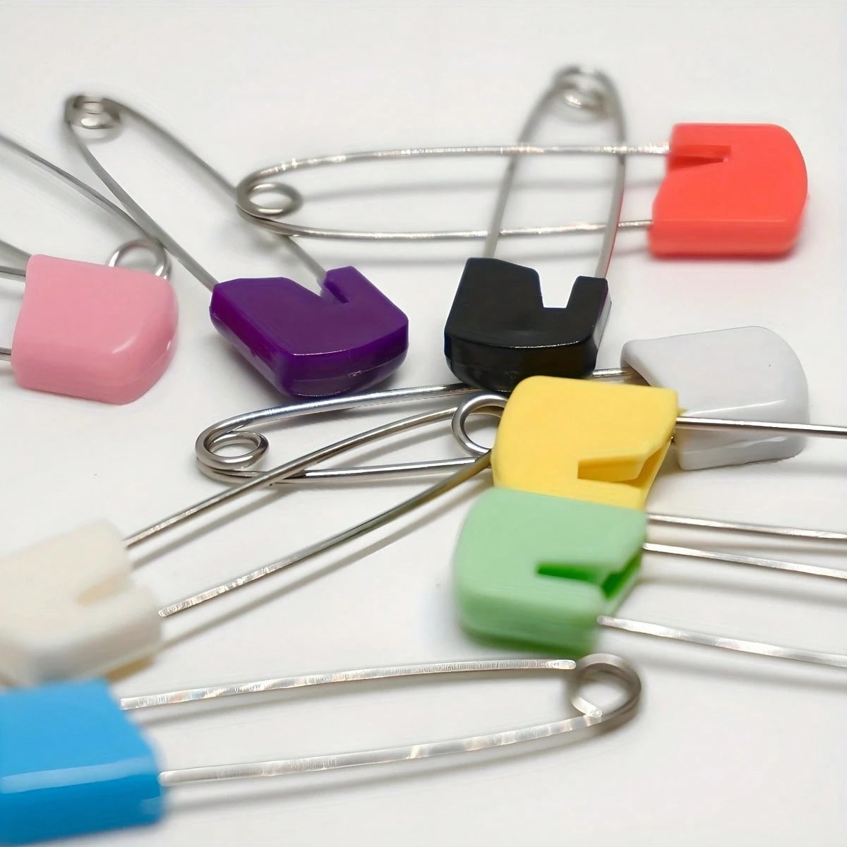 10/60 Colorful Cute Plastic Pins, Stainless Steel Pins, Cartoon Pins, Small Safety Pins, Anti-Rebound Safety Pins, Tag Pins, Used For Securing Bibs And Diapers, Decorative Accessories For Gifts And Or