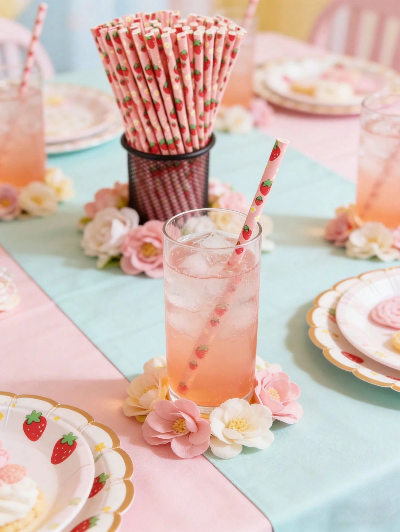 100/50/25pcs Strawberry Paper Straws, Pink Berry Pattern, Drinking Straws, Suitable For Girls' Birthday Party, Baby Shower Decoration, Summer Berry Theme, 1st Birthday Party Supplies, Baby Shower Supp