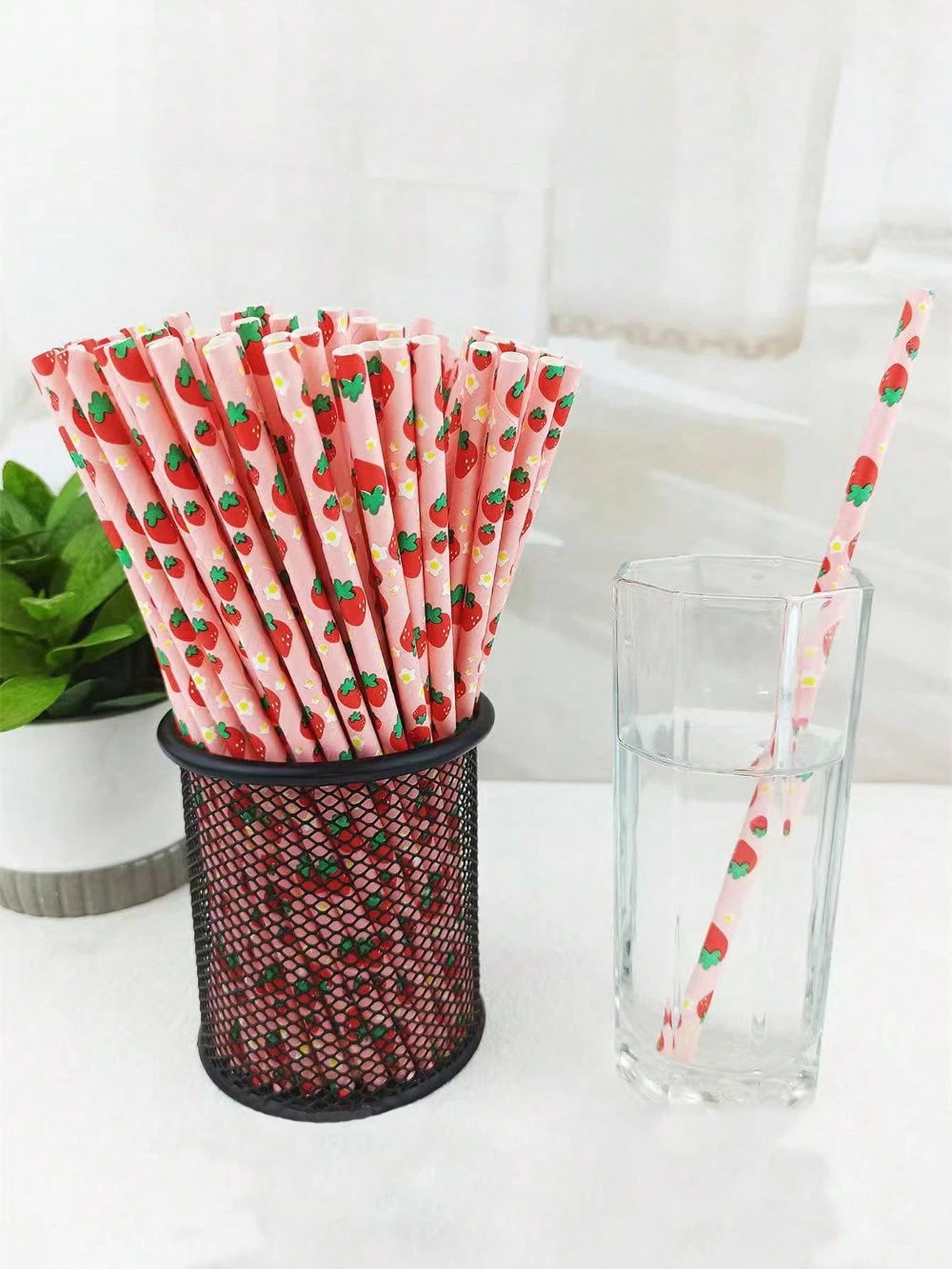 100/50/25pcs Strawberry Paper Straws, Pink Berry Pattern, Drinking Straws, Suitable For Girls' Birthday Party, Baby Shower Decoration, Summer Berry Theme, 1st Birthday Party Supplies, Baby Shower Supp
