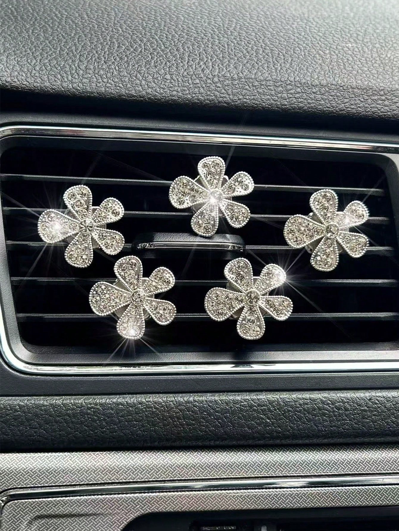 10pcs Rhinestone Flower Car Air Vent Decor, Crystal Rhinestone Car Air Vent Clip, Cute Car Air Vent Clip Interior Decoration Accessories, Suitable For Women And Girls, Decorative Diamond Car Decor Shi