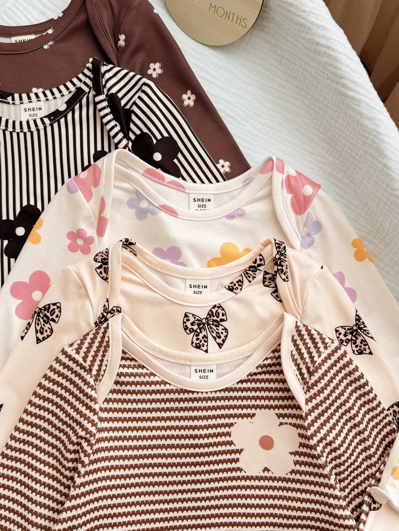 (10pcs Sets, Get 5 Set Random)Baby Girl Cute Knitted Floral & Striped Pattern Long Sleeve Autumn Romper Set