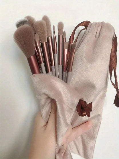 15pcs Makeup Brush Set, Includes 2 Black Triangular Makeup Sponges, Soft And Sticky For Loose Powder; Also 13pcs Makeup Brushes For Blush, Liquid Lipstick, Lipstick, Concealer, Foundation, Primer, Bra