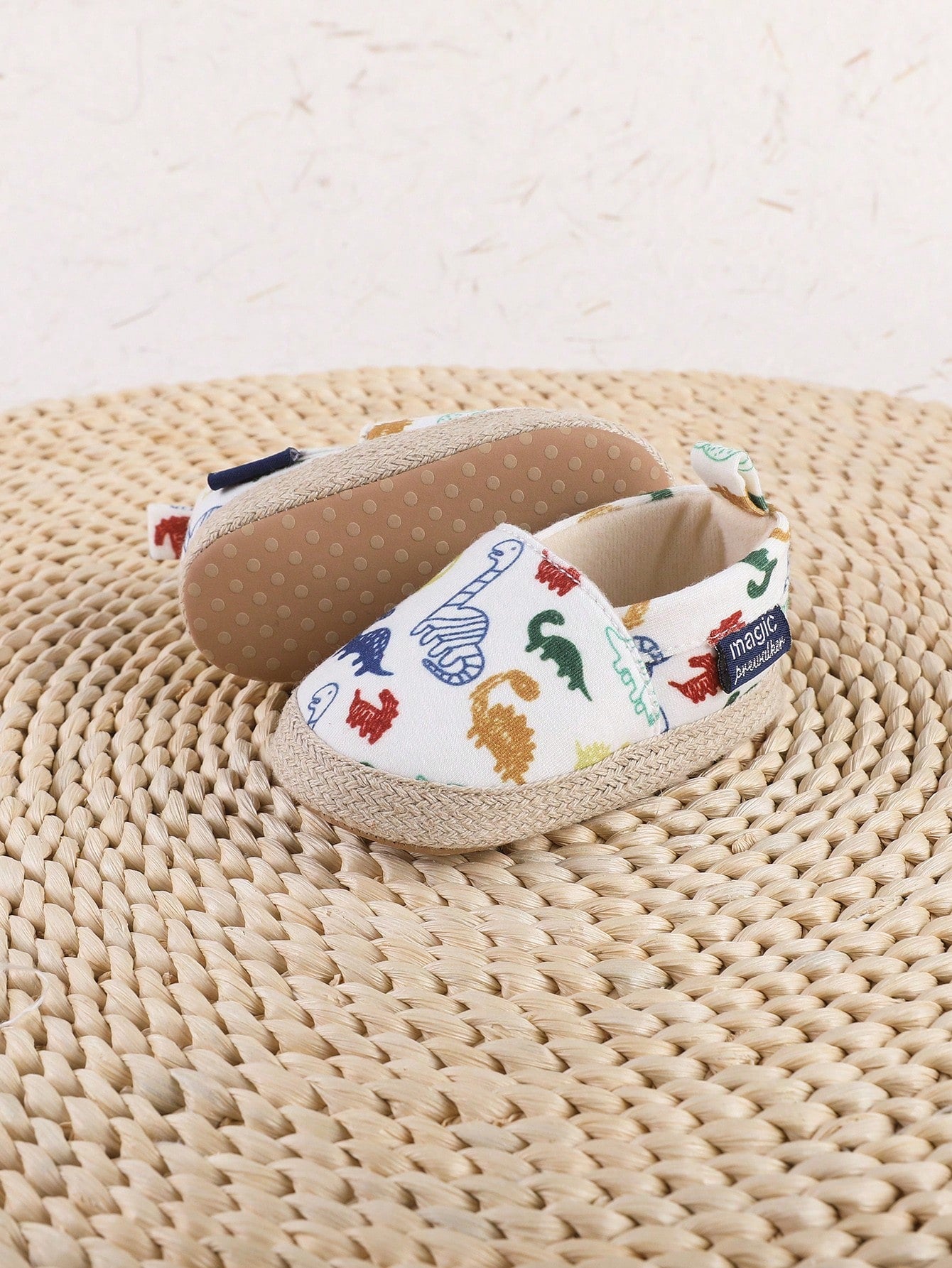 1pair Unisex Cute Dinosaur Cartoon Slip-On Design Flat Sneakers Suitable For Spring And Summer Seasons