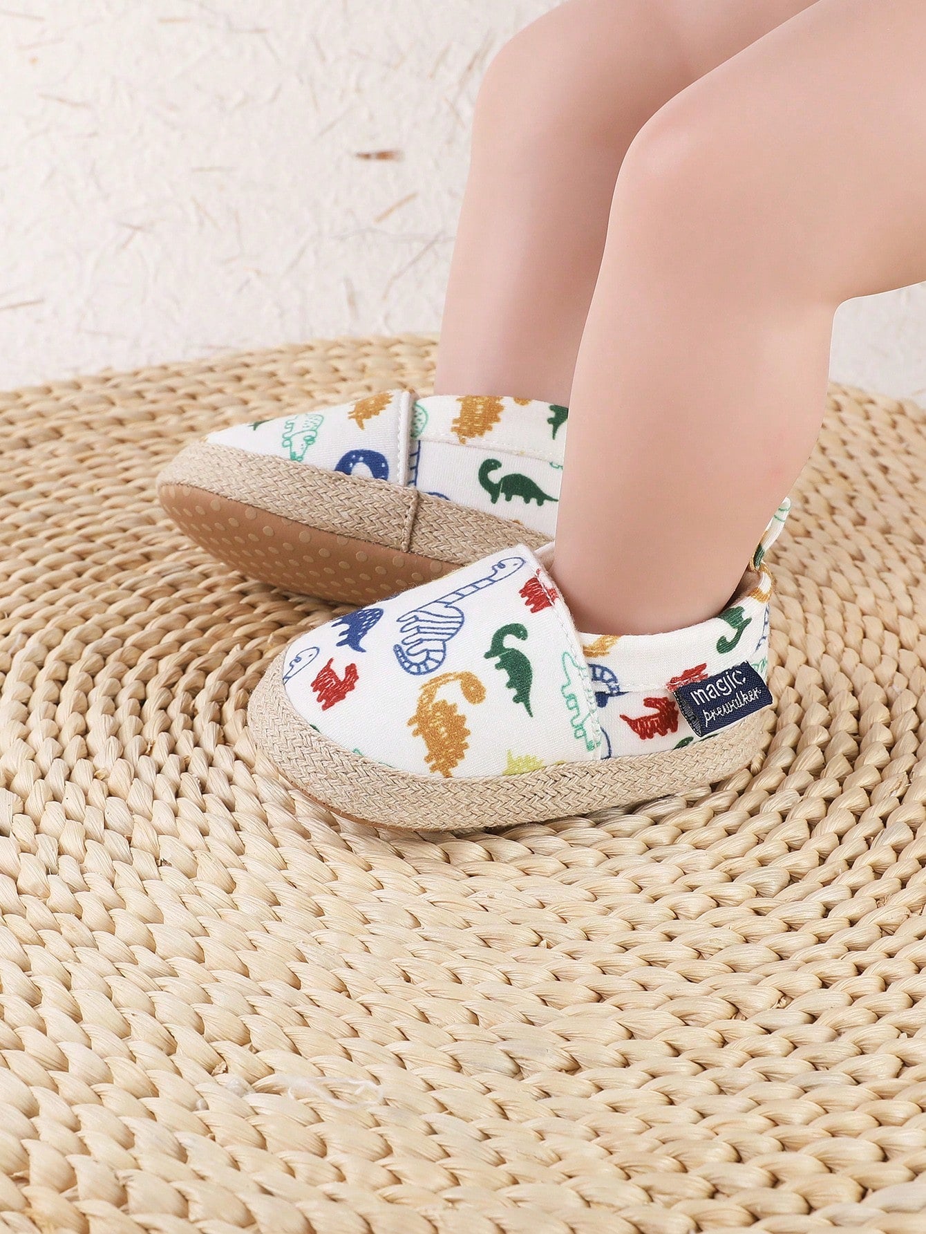 1pair Unisex Cute Dinosaur Cartoon Slip-On Design Flat Sneakers Suitable For Spring And Summer Seasons