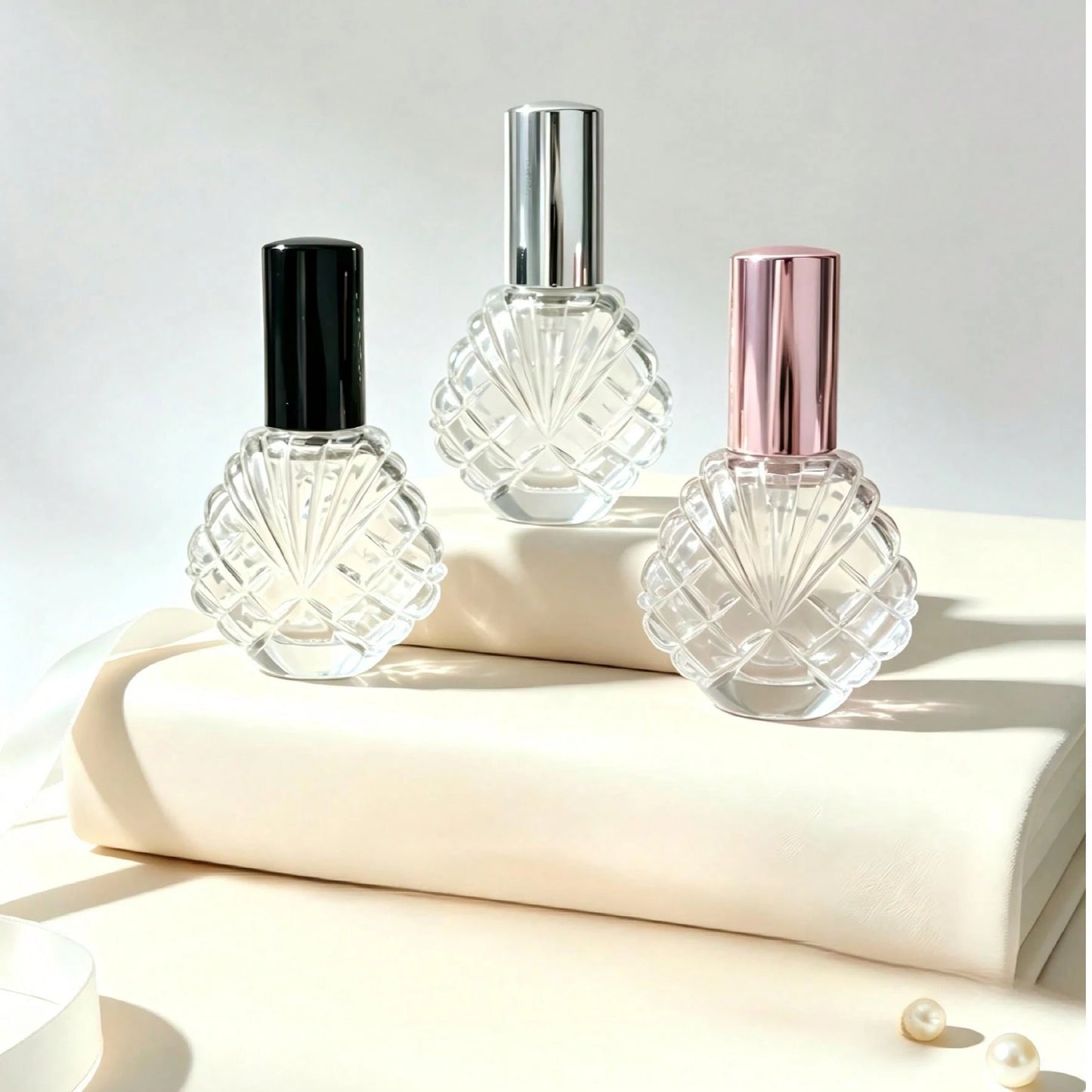 1pc/2pcs/4pcs 14ml Perfume Refill Bottle Glass Shell Pattern Fashionable Small Spray Bottle Portable Travel Sample Dispenser