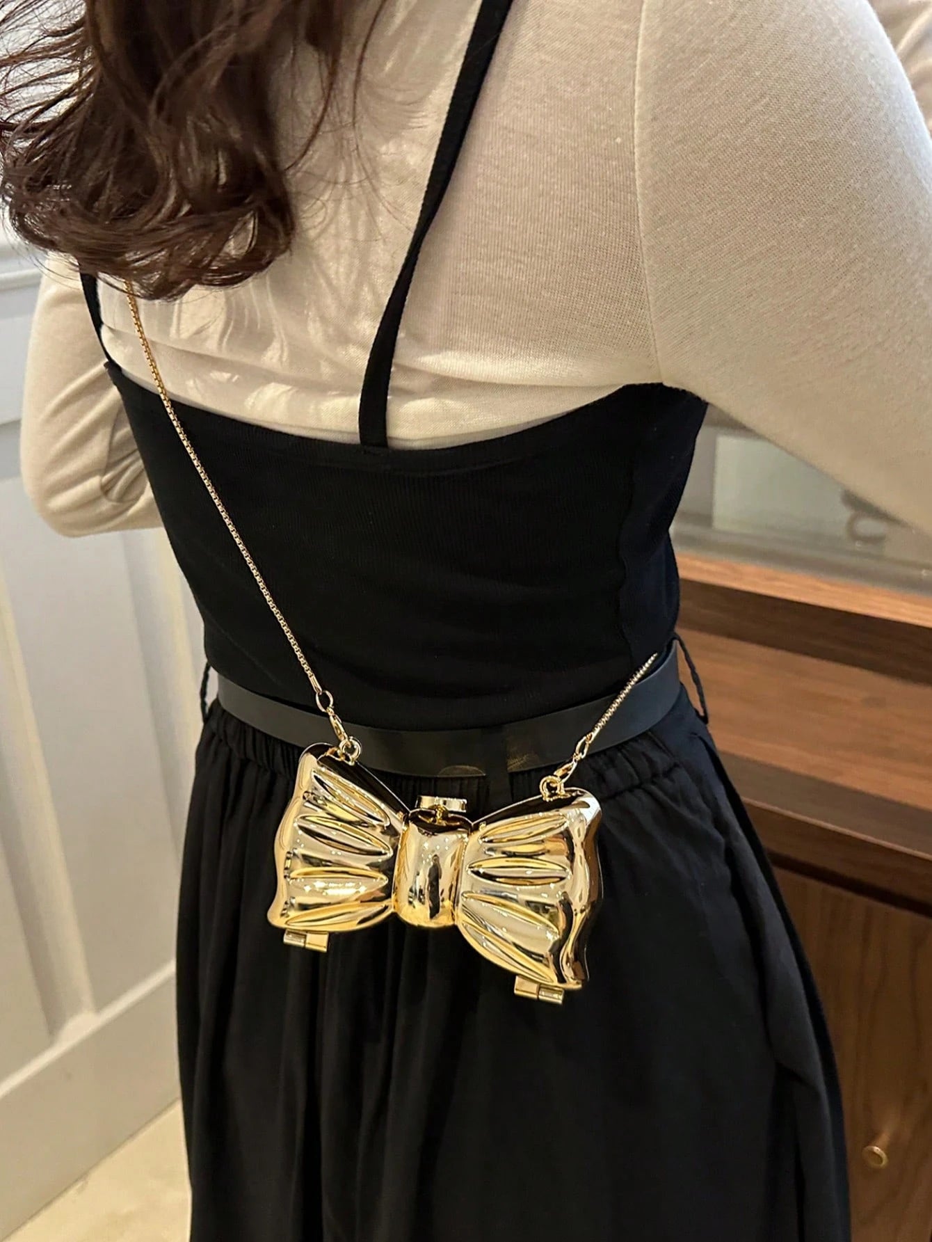 1pc Acrylic Plated Metal Bowknot Mini Evening Bag, Decorative Versatile Women's Fashion Chain Lipstick Bag, Jewelry Earphone Makeup Box Gift For Ladies, Suitable For Valentine's Day, Parties, Dates, S