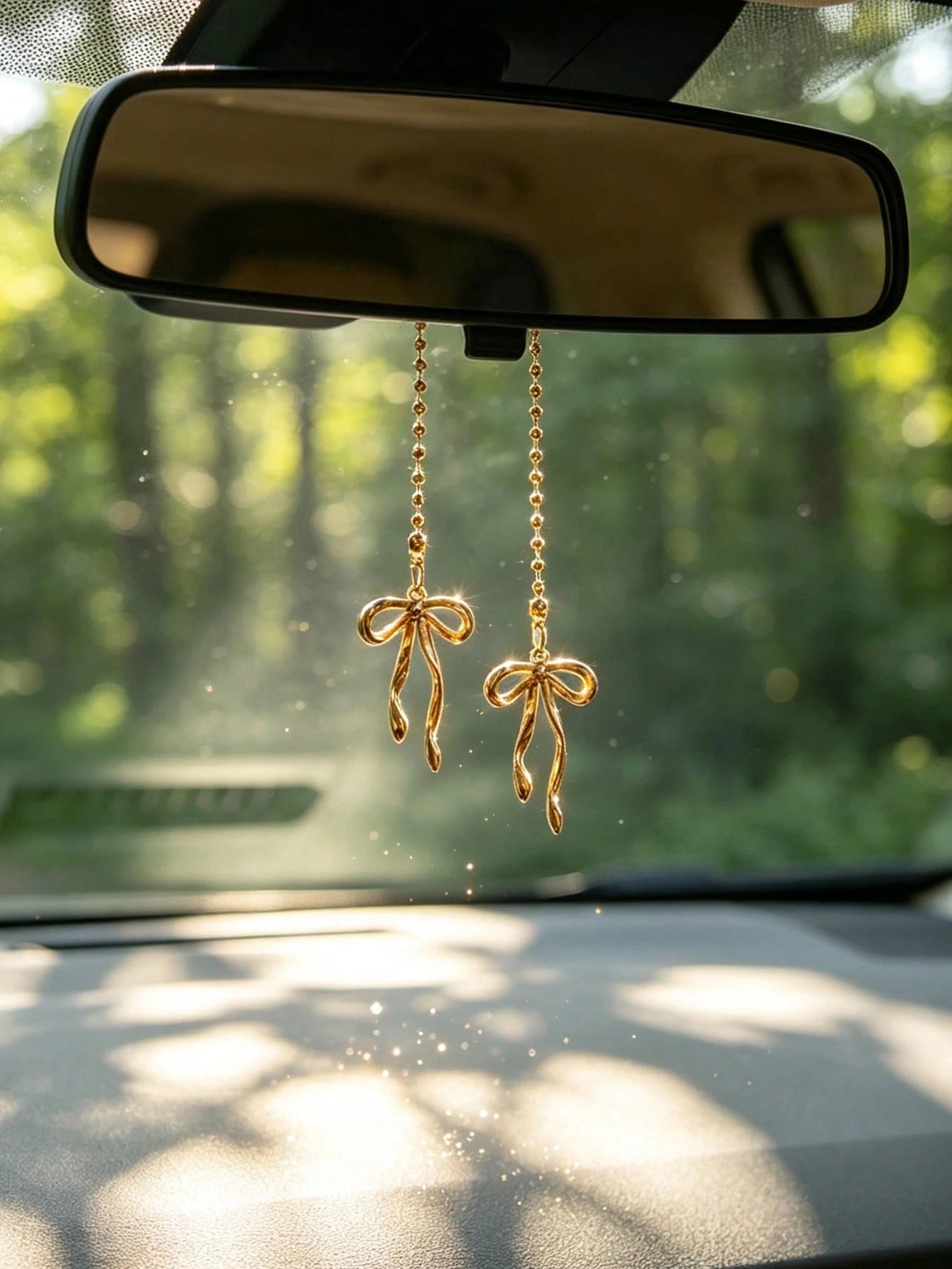 1pc Alloy Bowknot Car Rearview Mirror Hanging Decoration, Women's Car Interior Accessory