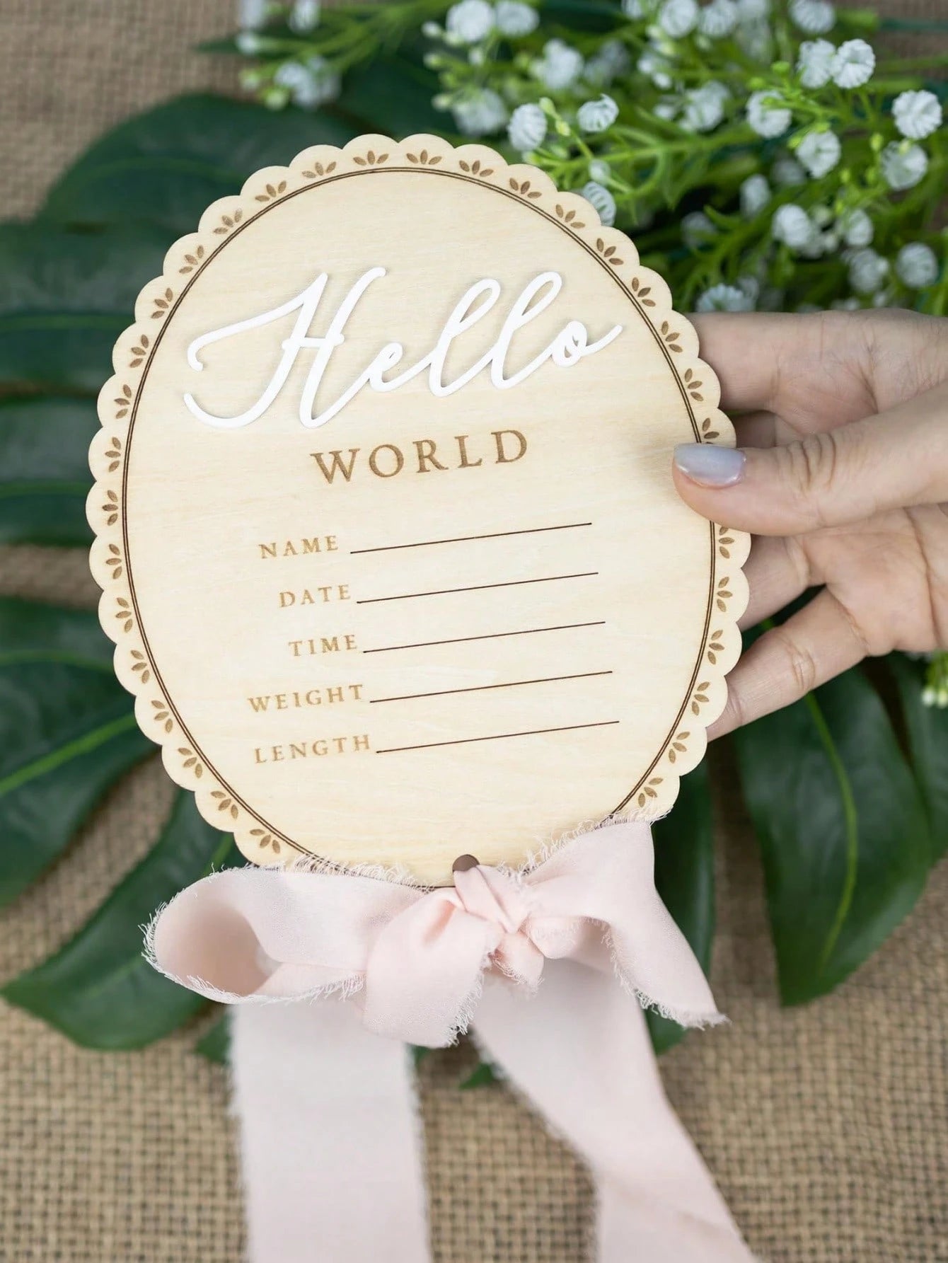 1pc Baby Announcement Sign Wooden Hello World Plaque With Bows Newborn Name Sign Baby Girl&Boy Birth Reveal Gift Baby Essentials Welcome Baby Boy&Girl Baby Photoshoot Pregnancy Essential Baby Accessor