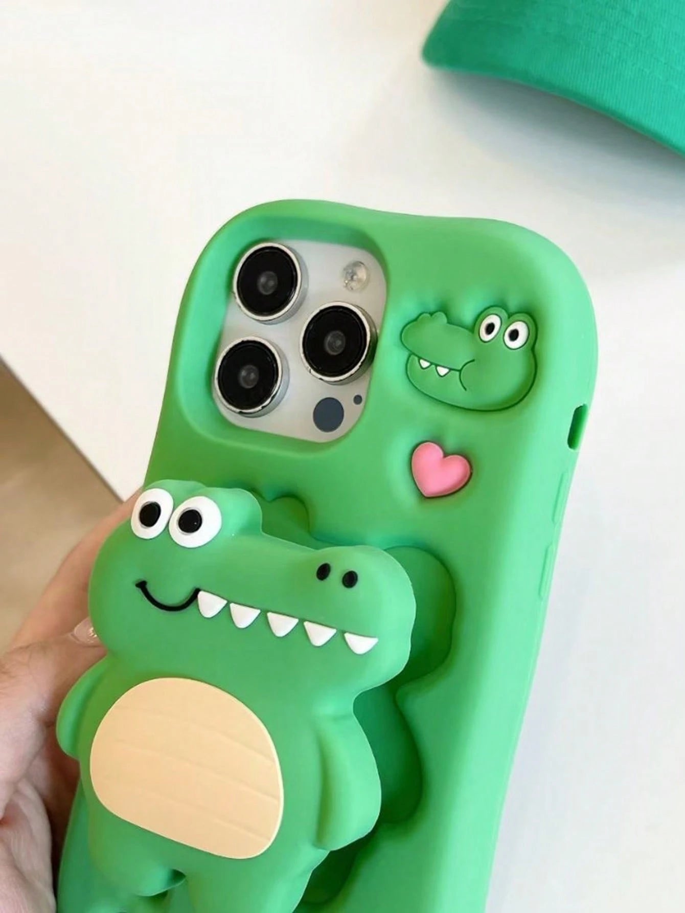 1pc Cartoon 3D Stand Crocodile Phone Case Compatible With IPhone 17 16 15 14 13 12 11 Series, Full Coverage Anti-Drop Silicone Soft Shell, Aesthetic Protective Case