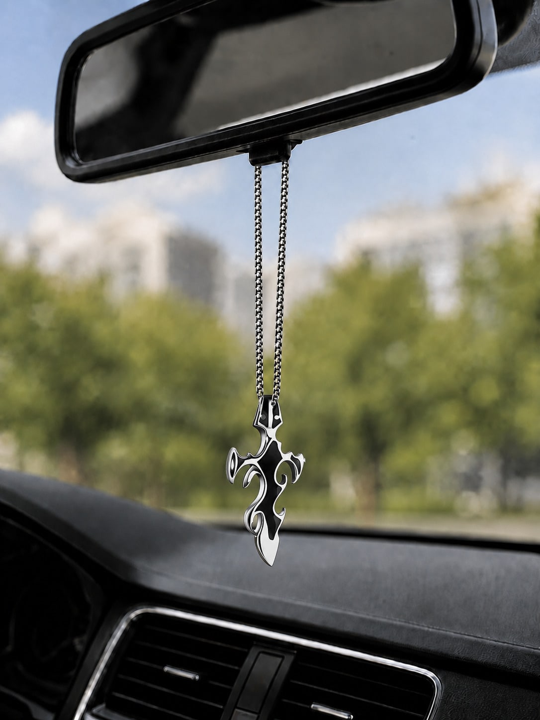 1pc Cool Black & Silver Contrast Flame Cross Pendant Car Rearview Mirror Hanging Ornament, Car Interior Accessory, Multi-Functional Car Hanging Decor, Suitable For Car Interior Decoration And Daily Co