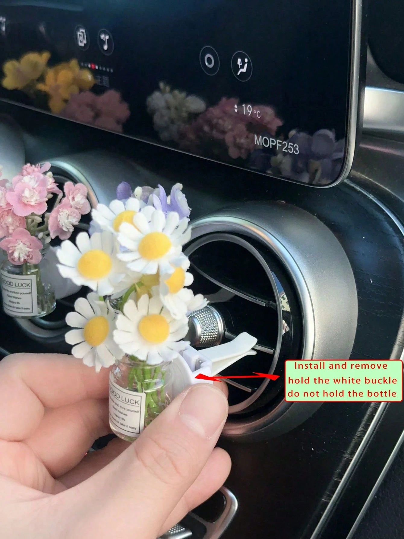 1pc Creative Car Air Vent Decor, Starry Sky Flower Transparent New Car Interior Air Conditioner Clip, Fragrance-Free (Please Clean Surface Material Before Use, Can Be Used As Decoration)