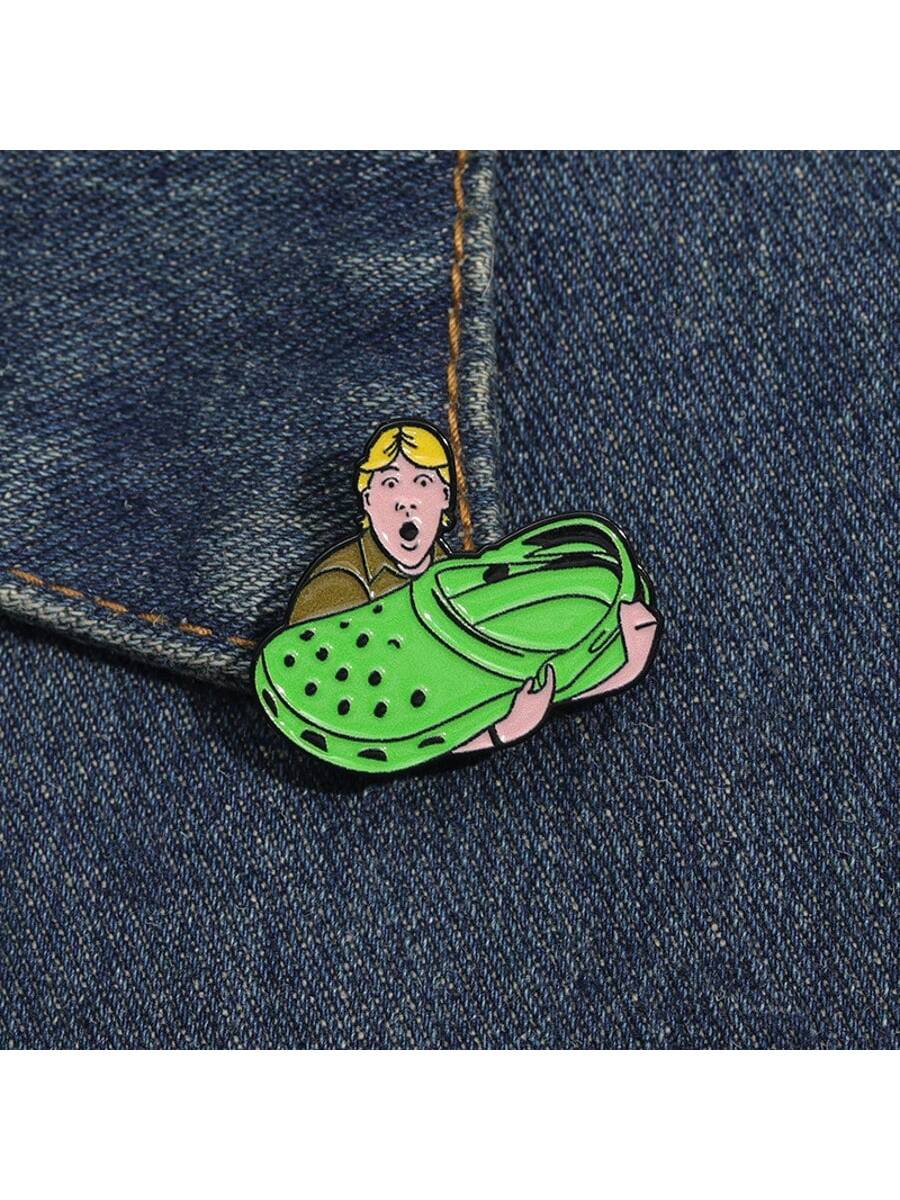 1pc Creative Cute Green Slipper Style Brooch Personalized Fun Boy Accessories Metal Badge Pin For Clothes Bag Charm Office Accessories Shirts Jacket Jewelry Christmas Halloween Autumn-Winter Accessori