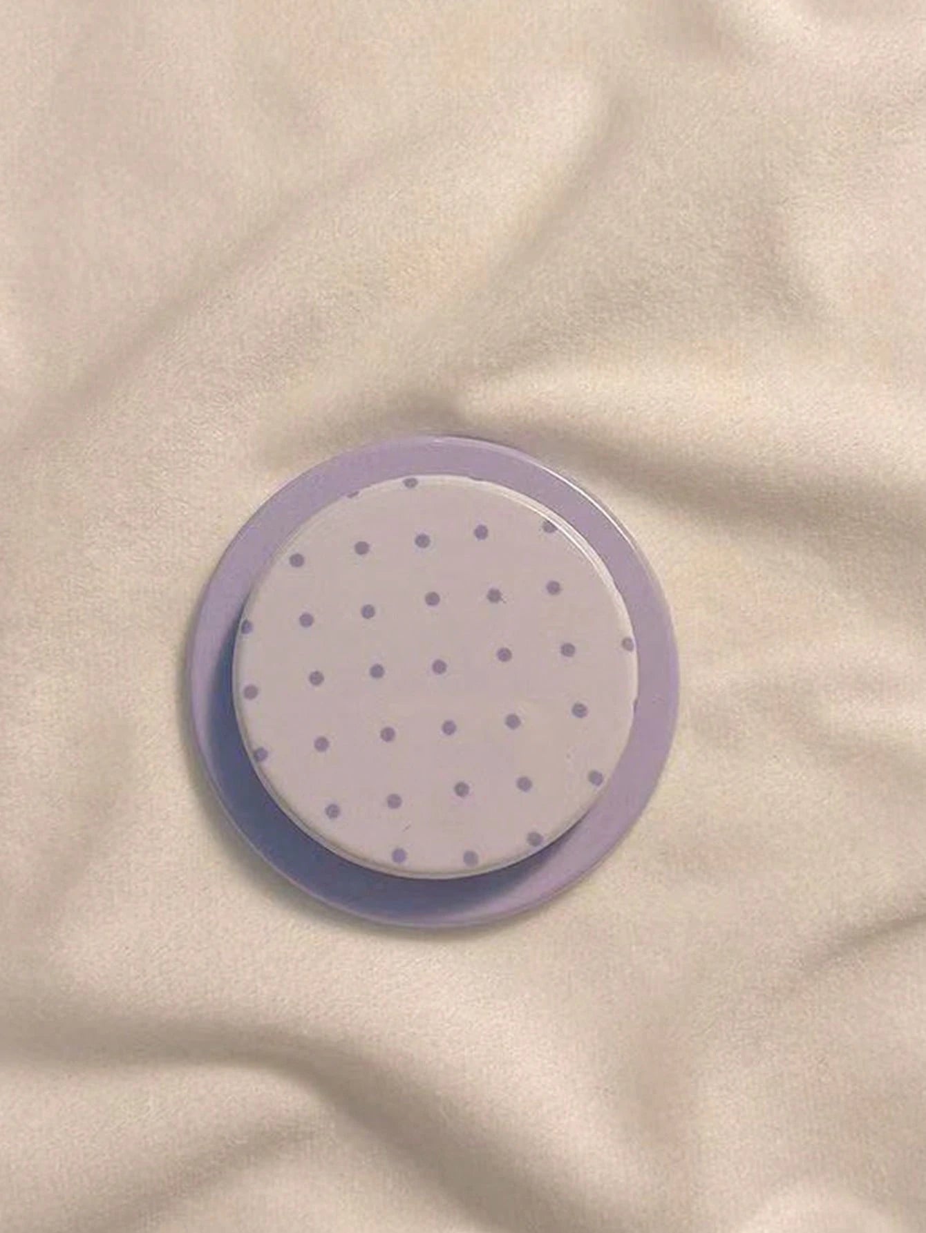 1pc Cute Fresh Polka Dot Pattern Push-Pull Magnetic Telescopic Mobile Phone Desk Stand Available In Purple/Pink/Blue/Yellow/Black Ideal Gift For Mother's Day Birthday Sisters Girlfriends And Classmate