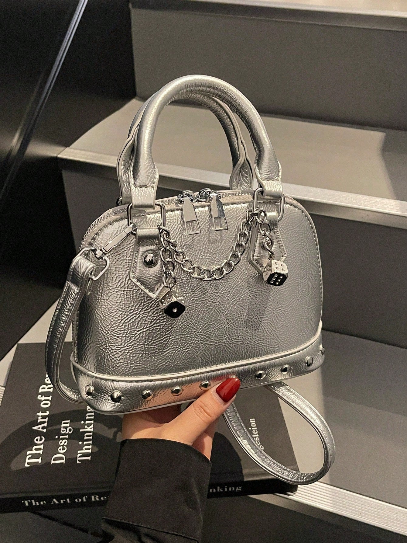 1pc Fashionable Silver PU Rivet Chain Decor Shell Bag Punk Style Mini Hand Bag, Y2K