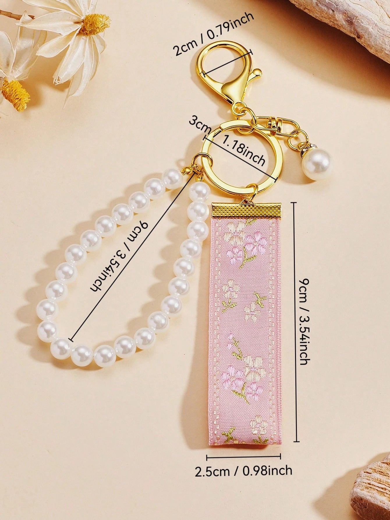 1pc Faux Pearl Keychain, Keyring, Bag Charm, Gift For Women, Sister Gift (Note: The Ribbon Cannot Be Hand-Held, The Pearl Chain Has Elasticity And Can Be Hand-Held), Elegant Bag Charm Keychain For Wom