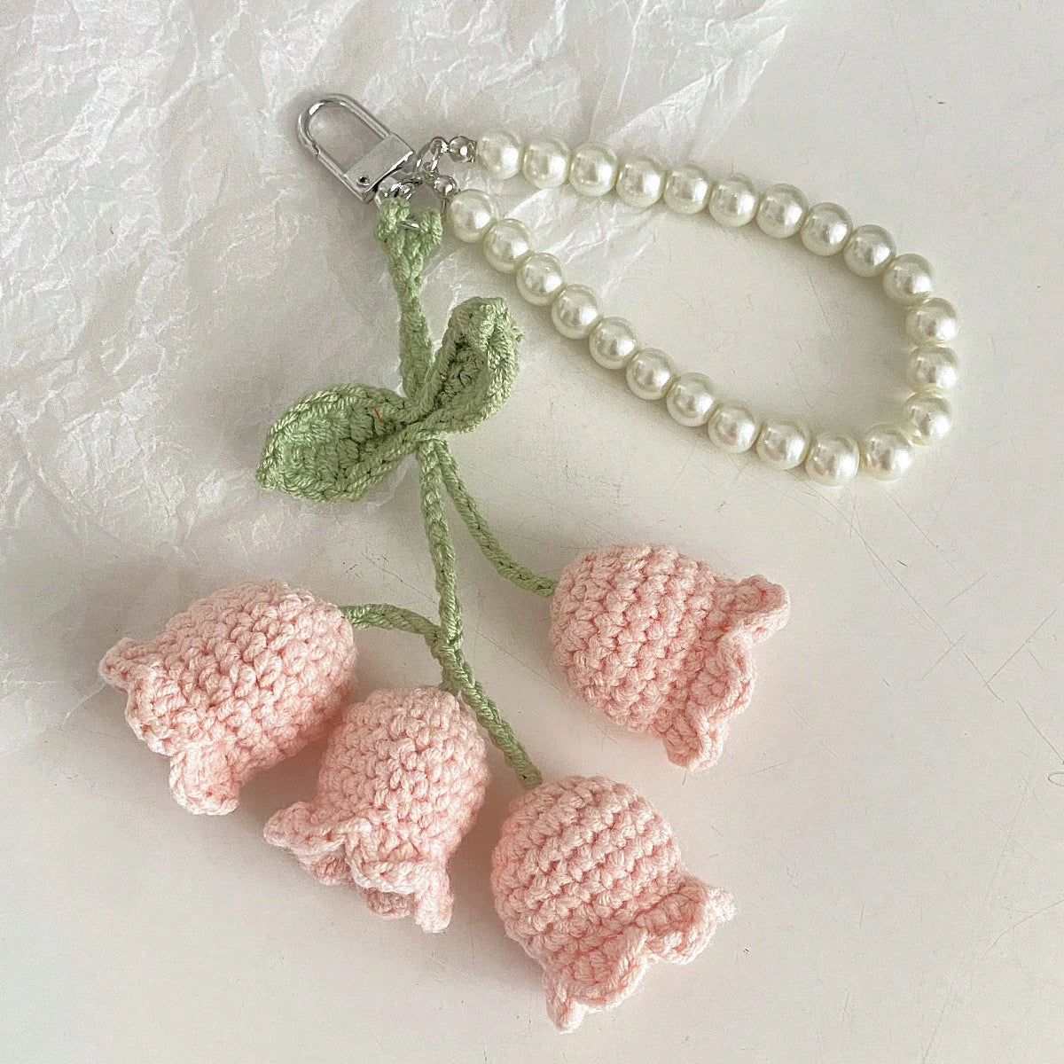 1pc Handmade Crochet Lily Of The Valley Keychain With Pearl Chain, Bohemian Style Bag Charm/Pendant, Unique Birthday Gift Or Party Favor, Length 22cm (8.66 Inches), Soft Floral Design, Crocheted Flowe