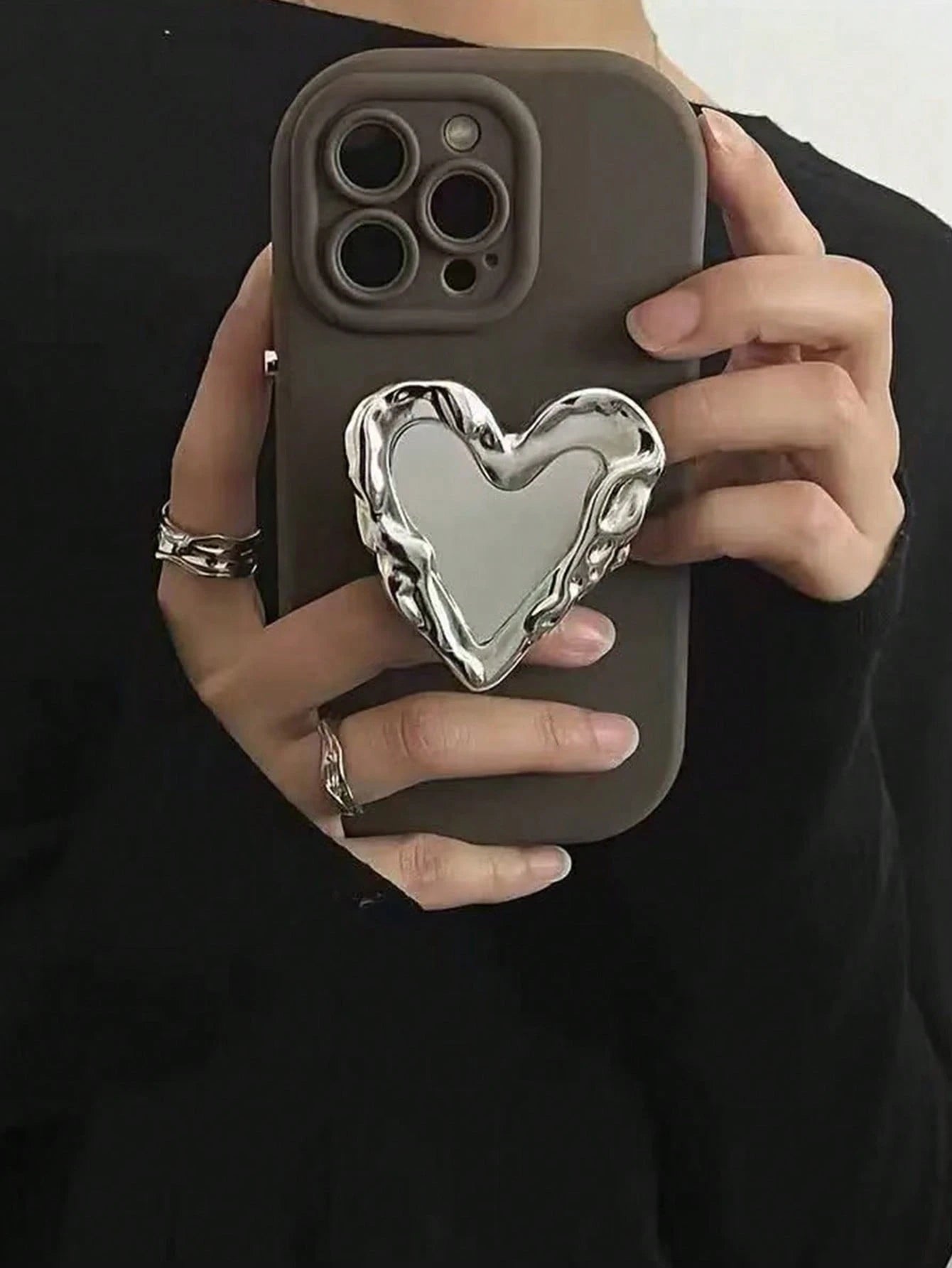 1pc Heart-Shaped Mirror Airbag Phone Stand, Electroplated Shiny Silver Creative Cool Niche High Aesthetic Ins Style, Portable Photo Editing Tool, Comfortable Desktop Stand, Telescopic Push-Pull Design