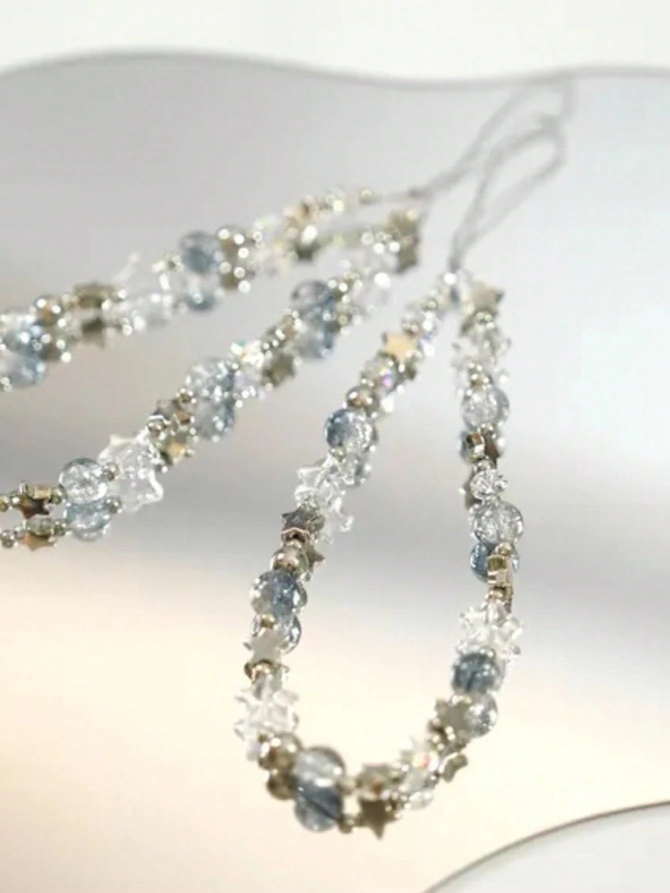 1pc Ice Blue Crackle Crystal Beaded Phone Lanyard Silver Metal Star Clear Transparent Glass Bead Detachable Thin String Wrist Strap Decor For Cell Phone CCD Camera Handbag Minimalist Cool Tone Aesthet