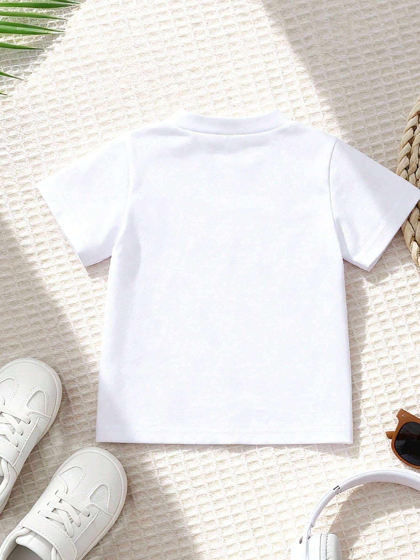 1pc Newborn Baby Boy/Girl Casual Cute Outfit Simple Vintage Style Round Neck Short Sleeve Soft & Comfortable T-Shirt Top, Spring/Summer, Suitable For Outdoor Sports, Social Gatherings, Weekend Play