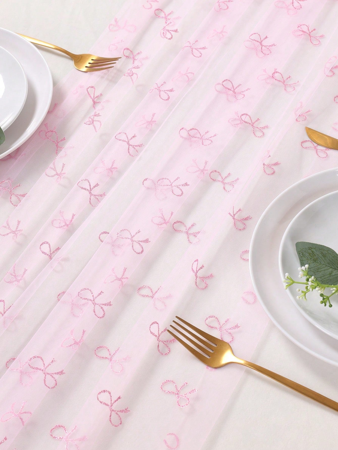 1pc Pink Bow Tulle Mesh Table Runner, Pink Bow Chiffon Polyester Double-Sided Tablecloth, 75*180cm, DIY Handmade, Wedding Decor, 1st Birthday Decor, Baby Shower Party Supplies, Pink Birthday Decor, Ge