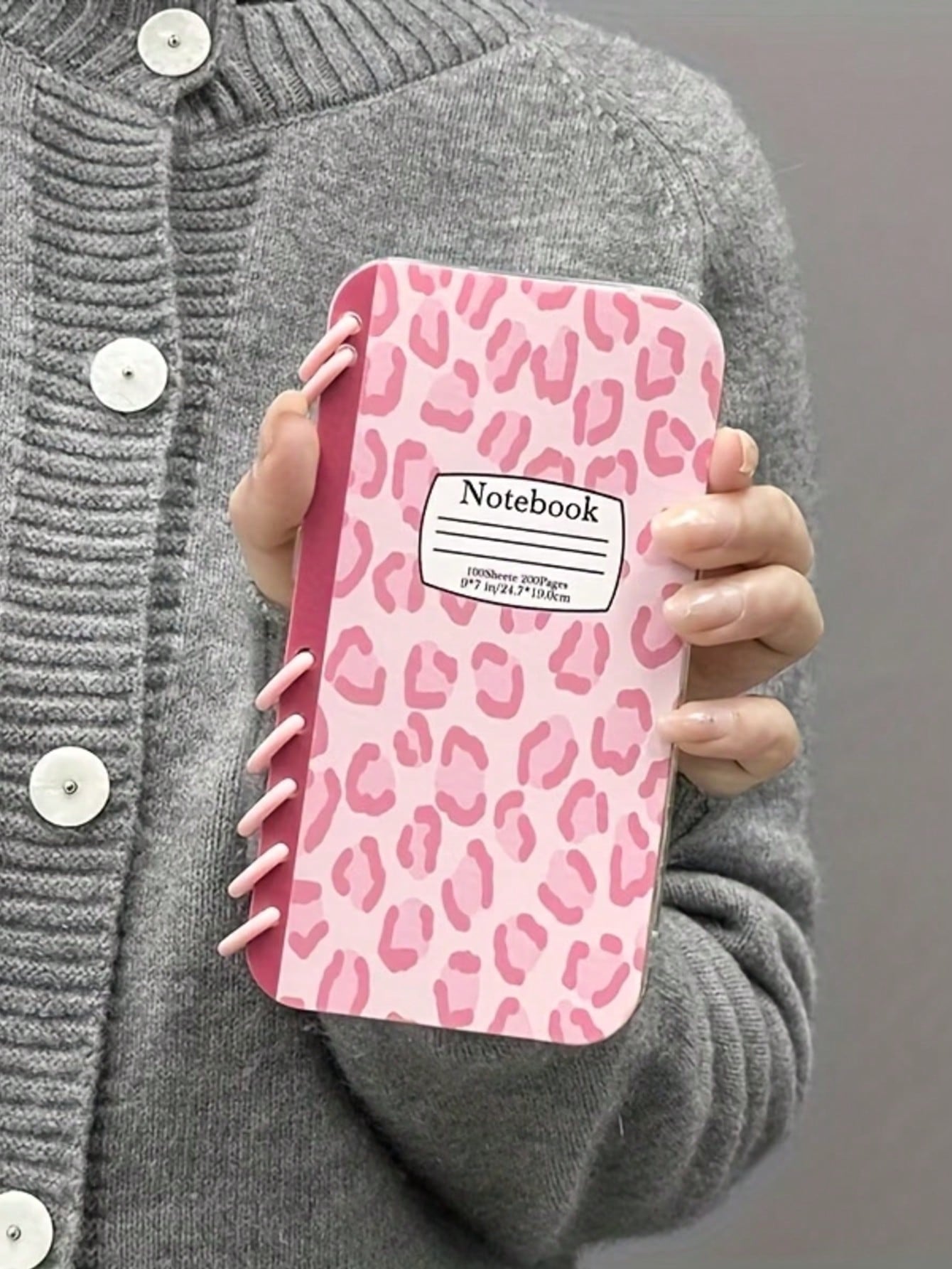 1pc Pink Leopard Print Fashion Flip Notebook Style Protective Phone Case, Minimalist Anti-Drop Anti-Slip, Suitable For 16/16Plus/16Pro/16ProMax/15/15Plus/15ProMax/14/14Plus/14Pro/14ProMax, 13/13Pro/13