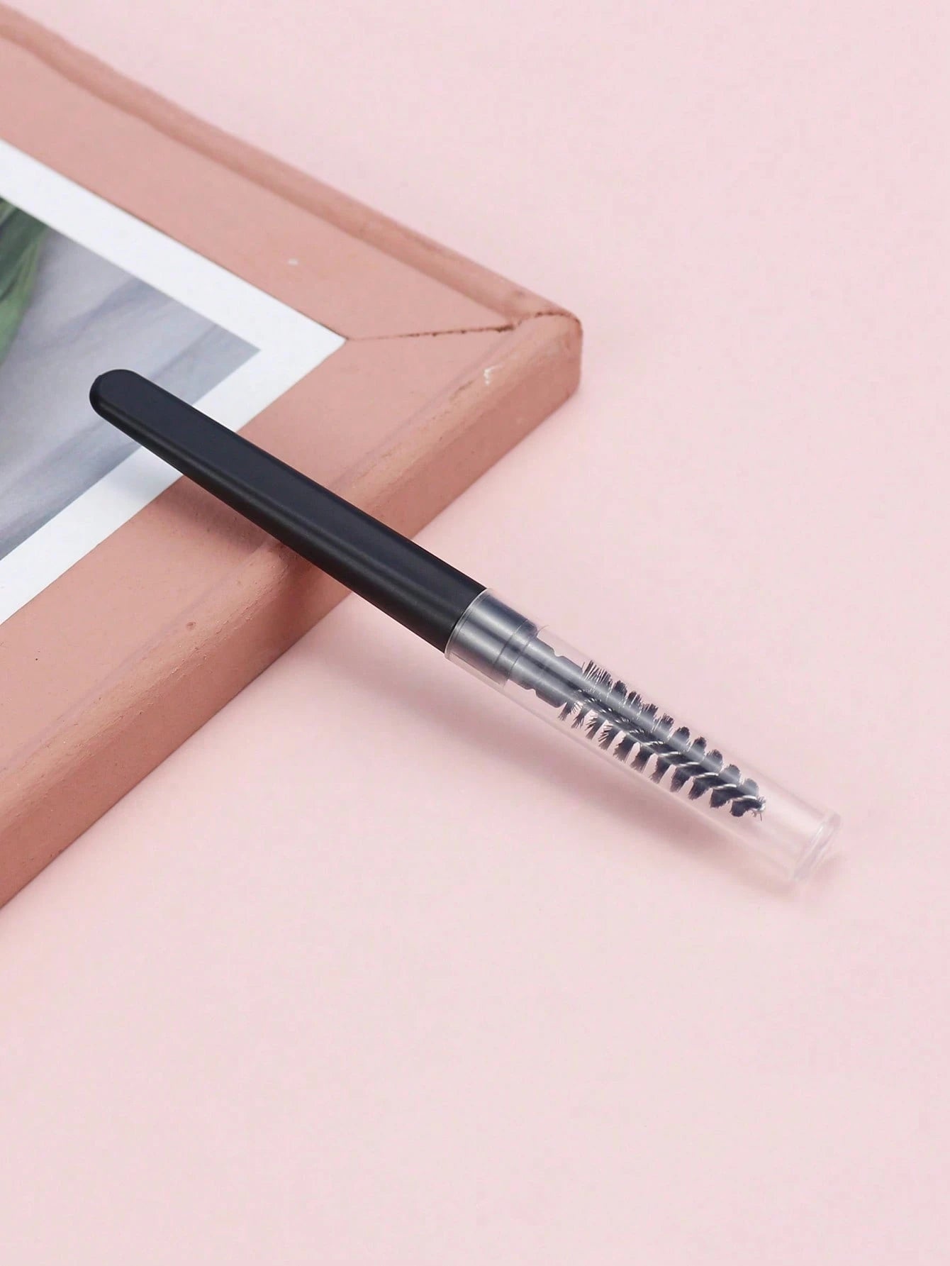 1pc Portable With Cap Spiral Eyebrow Brush Eyelash Comb Mini Brush + Dust Cover, Suitable For Travel Or Daily Use, Eyebrow Brush, Eyeshadow Brush, Brush,Giveaways