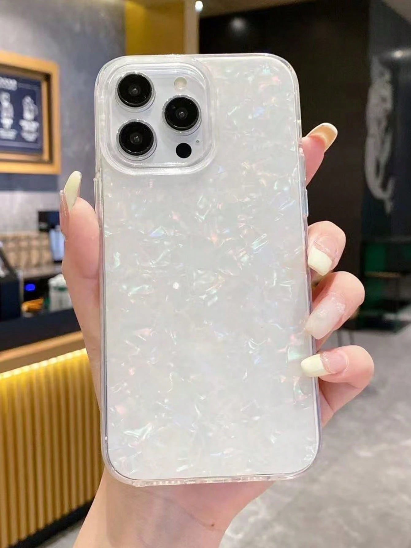1pc White Electroplated Shell Pattern Glossy Soft Case, Compatible With 16/15/11/14/12/13 Pro Max, Camera Protection, Shockproof, Waterproof, Anti-Drop, Anti-Scratch