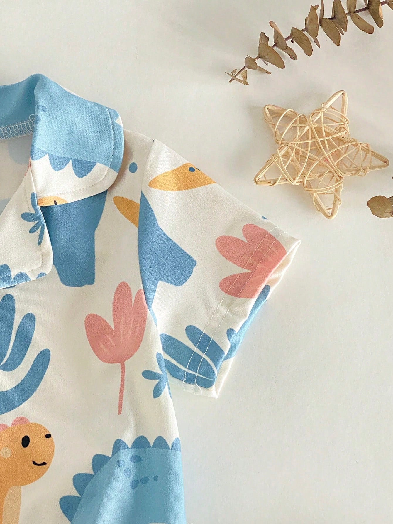 2-Piece Baby Boys Cute White Summer Pajamas,Family Matching Soft Knit Dinosaur Print Sleepwear Set With Lapel Collar And Shorts For Newborn Toddlers
