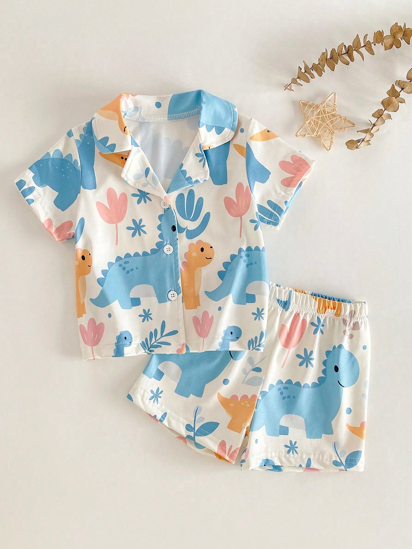 2-Piece Baby Boys Cute White Summer Pajamas,Family Matching Soft Knit Dinosaur Print Sleepwear Set With Lapel Collar And Shorts For Newborn Toddlers