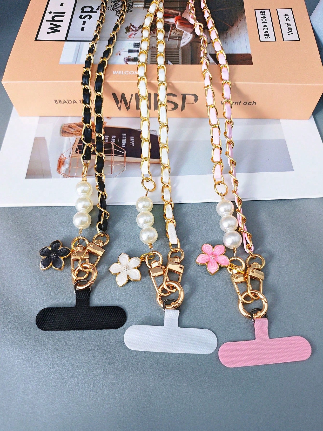 2026 New Versatile Long Phone Lanyard Crossbody Strap With High-End Pearl Leather Chain, Women's Outdoor Travel Pendant Bag Shell Universal, Suitable For Outdoor Travel, Hiking, Unisex, Short Phone Ho