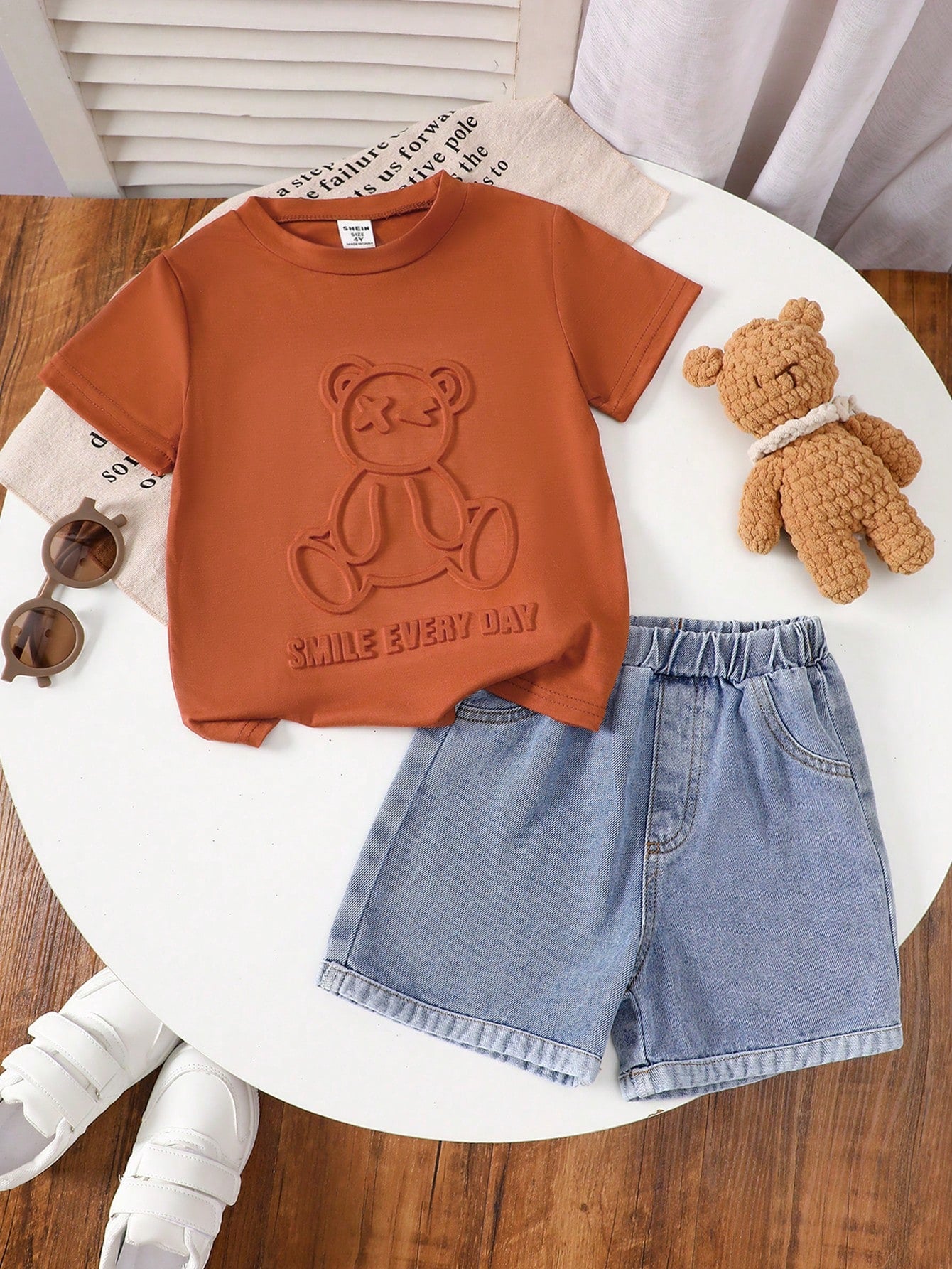2pcs Baby Boy Casual Cute Black & White Striped Short Sleeve T-Shirt And Denim Shorts Set, Suitable For Spring/Summer