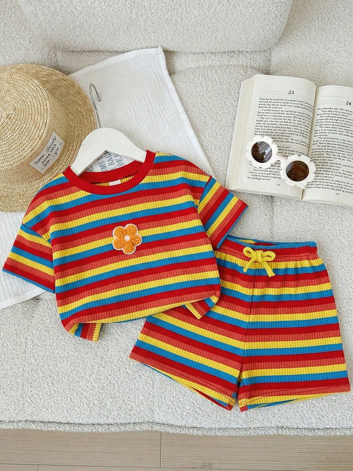 2pcs Baby Girl Knitted Rainbow Striped Round Neck T-Shirt And Shorts Set,Red Stripe,Summer,Casual,Cute,Vacation Colorful Clothes For Girls