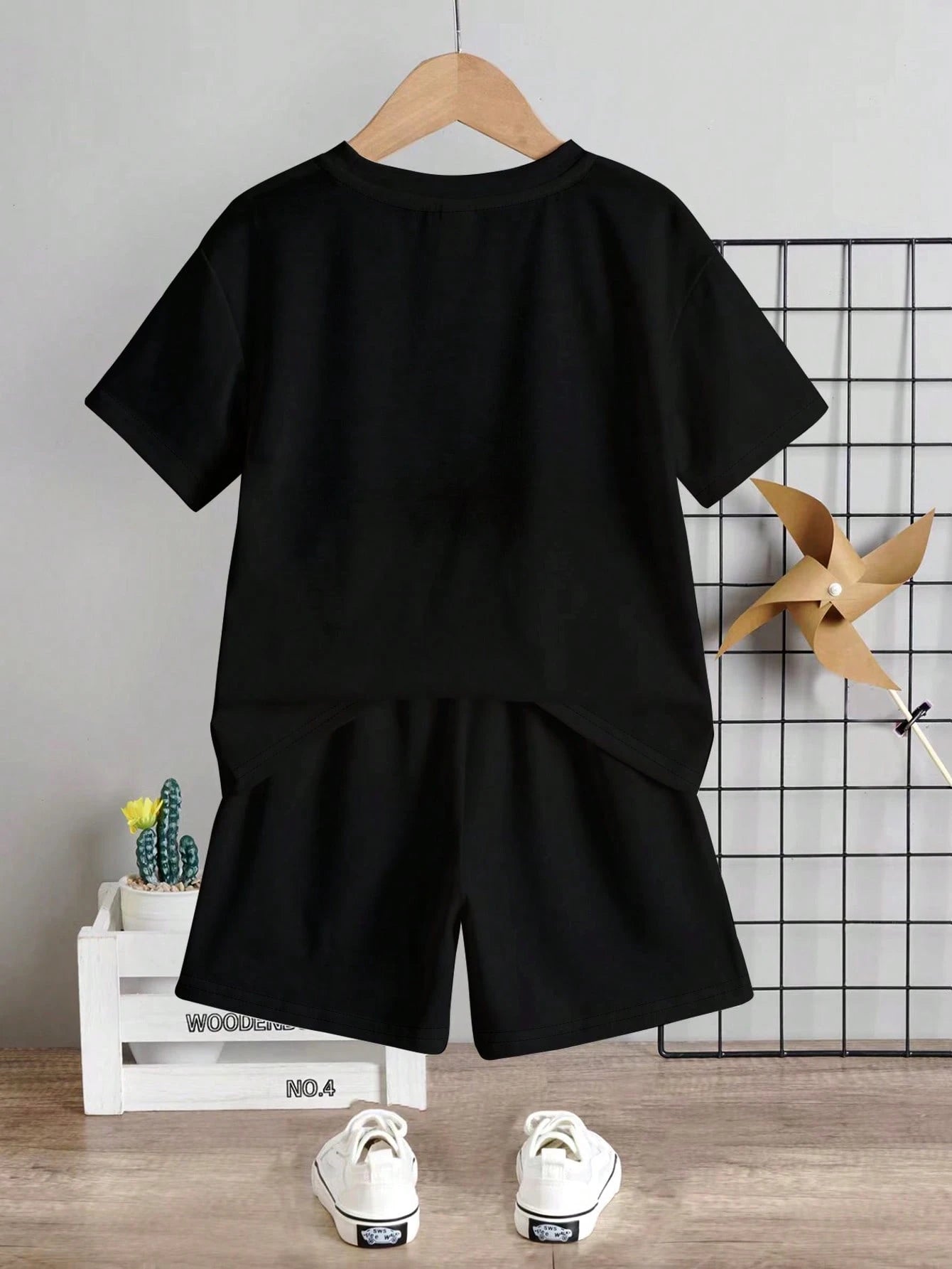 2pcs/Set Baby Boy Casual Cute Cartoon Lizard Print Round Neck Short Sleeve T-Shirt And Lizard Pattern Shorts, Summer Outfit