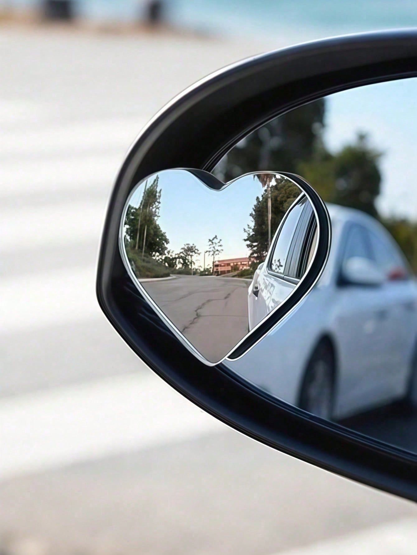 2pcs/Set Heart-Shaped Blind Spot Mirror, Car Heart-Shaped Blind Spot Mirror, Car Frameless Blind Spot Mirror, 360° Wide Angle Convex Mirror, Fan-Shaped Blind Spot Rearview Mirror, Parking Mirror