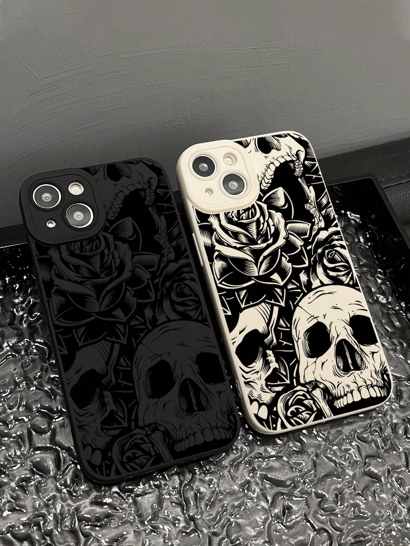 2pcs Vintage Skull & Flower Print Phone Cases, Dark Style Phone Cases, Black & White Phone Cases, Compatible With IPhone & Galaxy Phones, Phone Protective Covers