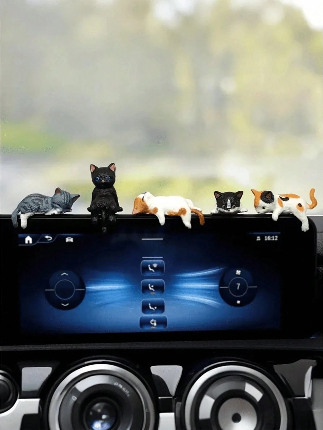 4/5pcs Cute Cat Car Dashboard Decoration- ABS Plastic Cartoon Style Mini Decor, Non-Electric, Dashboard Ornament, Cat Car Accessory, Cartoon Style Miniature Model, Vehicle Decoration, Suitable For Ca