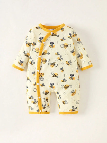 4pcs Newborn Baby Gift Set  Includes Minimalist Bee & Daisy Print Jumpsuit  Long Sleeve Romper  Short Pants  2 Beanies Clothes Cotton