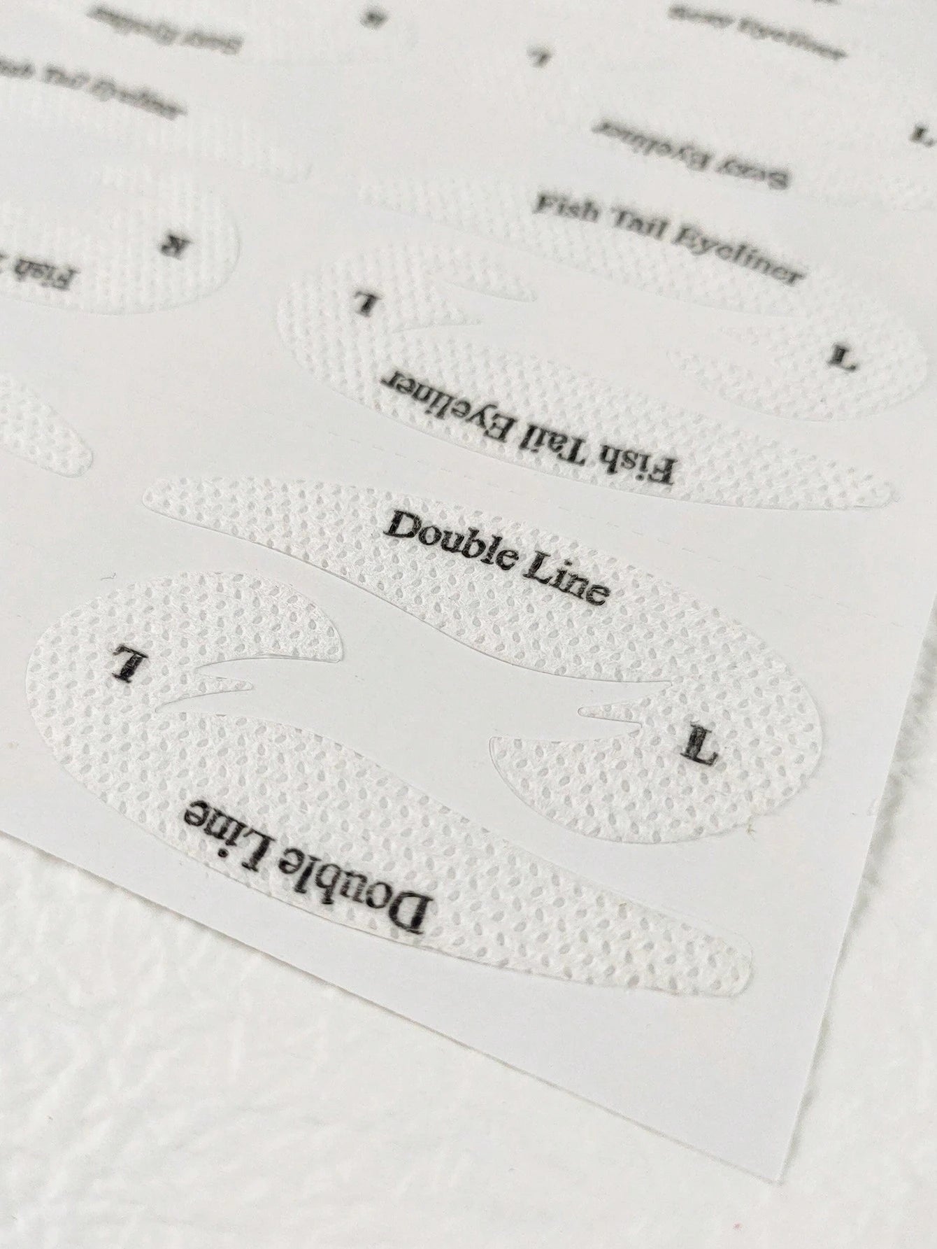 4pcs/Set Eyeliner Makeup Stencil Template Card, Eyeshadow Liner Sticker Cosmetic Tool,Makeup,Cheap,Room Decor,Vanity,Travel,Bedroom,Makeup Accessories,Cheap,Stocking Stuffers,Makeup,Makeup Tools,Cheap
