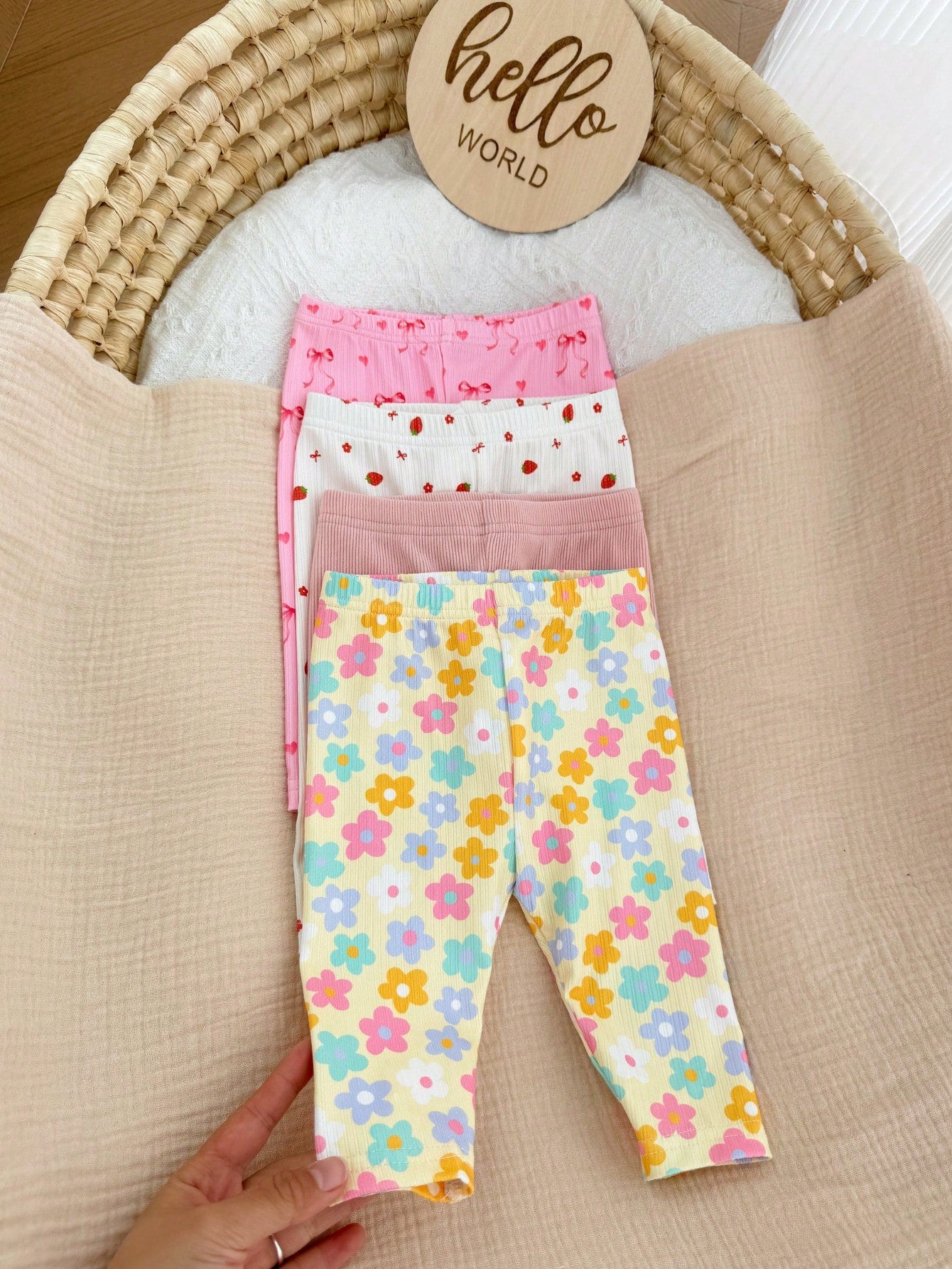 4pcs/Set Newborn Baby Girls' Casual Everyday All-Match Colorful Floral & Striped Print Bottoms, Spring/Summer