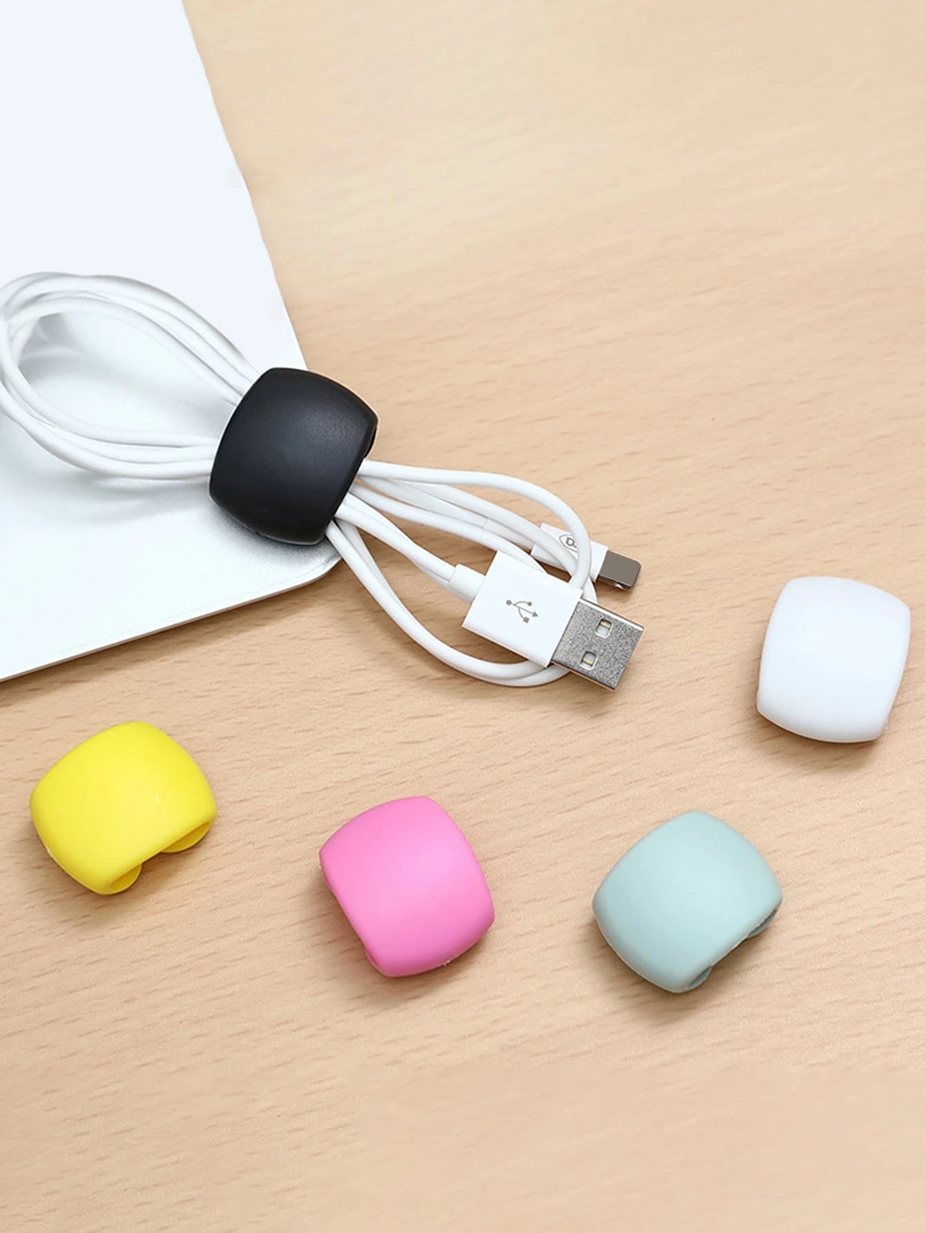 5pcs Travel Data Cable Organizer Clips, Earphone & Charging Cable Winder Holder, Minimalist Multi-Function Cord Winder