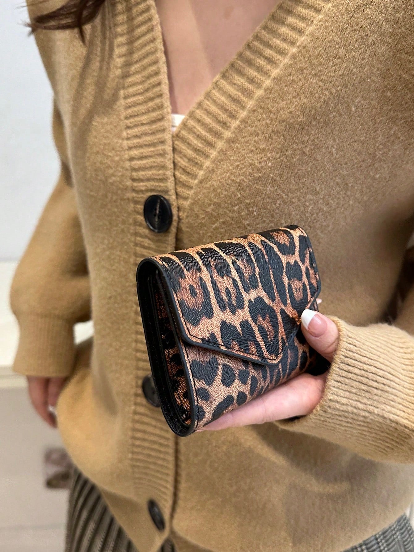 A Fashionable Ladies' Wallet, A Leopard Print Multi-Slot Wallet, A Portable Coin Purse, Can Be Given To Mom And Girlfriend To Go, Travel, Vacation