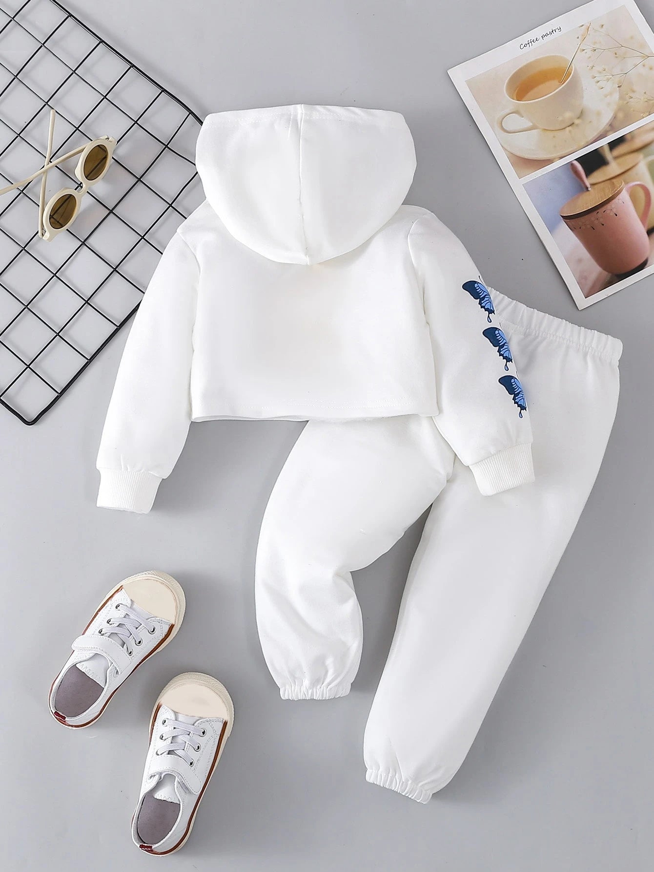 Baby Girl Butterfly Print Hoodie & Sweatpants